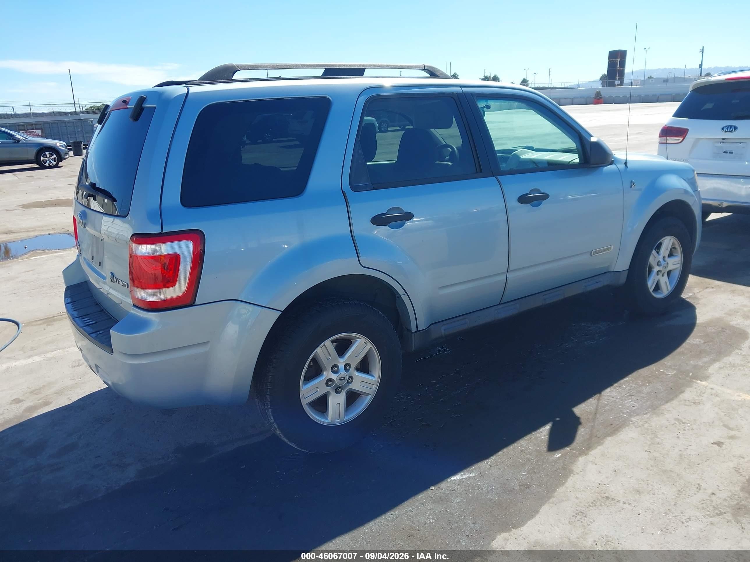 2008 Ford Escape Hybrid   Blue vin: 1FMCU49H18KD84237