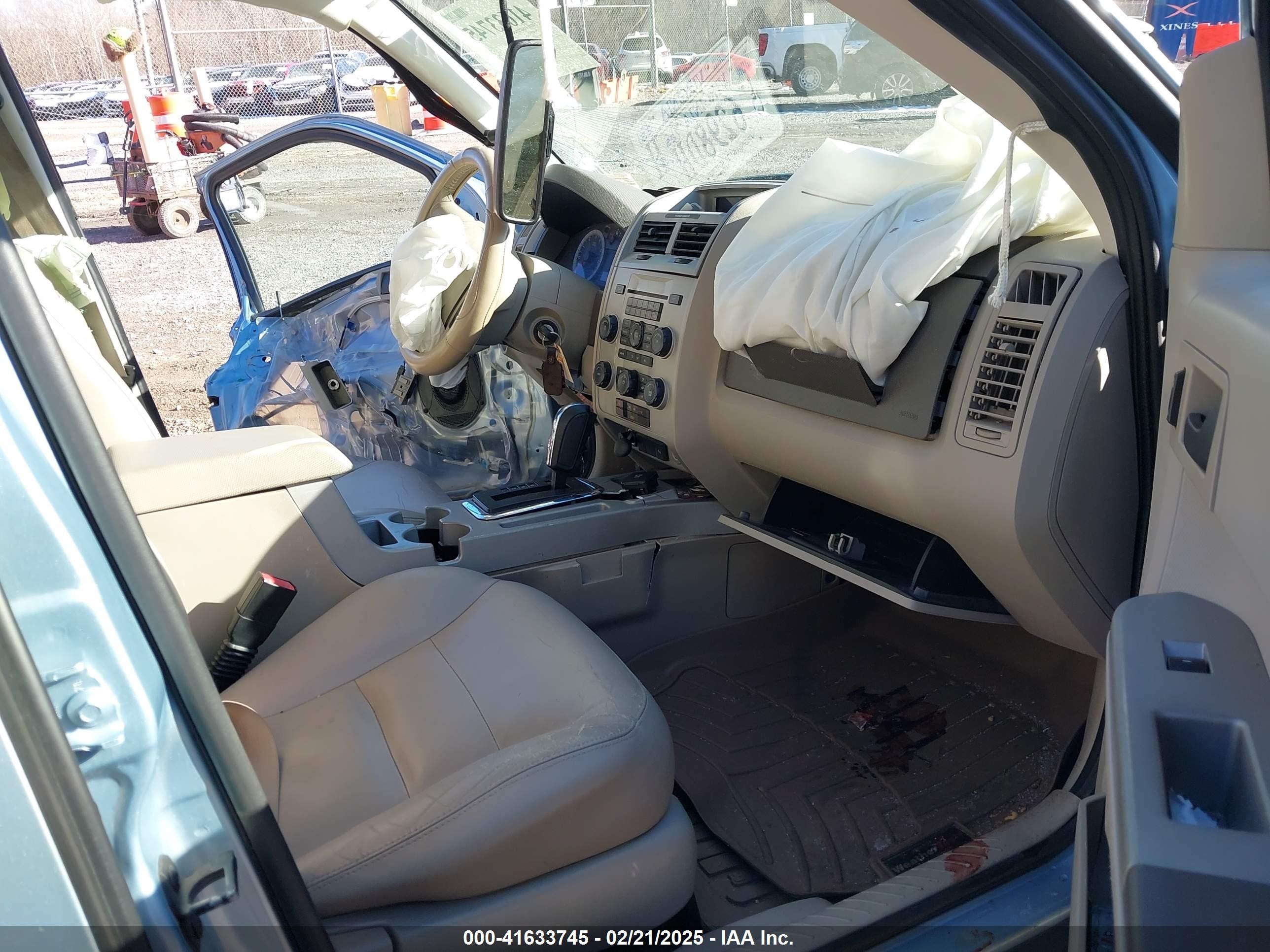 2008 Ford Escape Hybrid   Light Blue vin: 1FMCU49H38KD83185