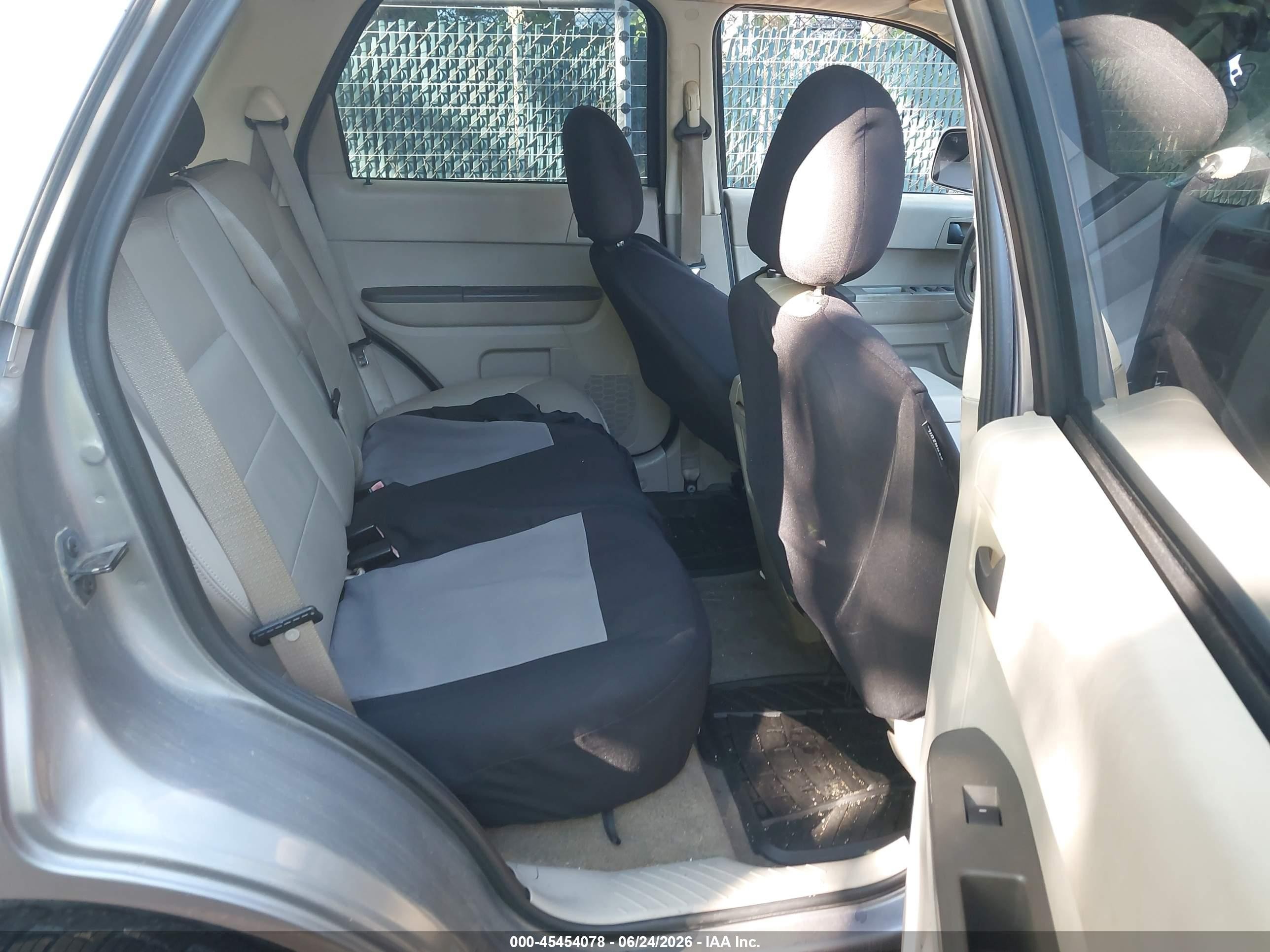 2008 Ford Escape Hybrid   Blue vin: 1FMCU49H68KC05089