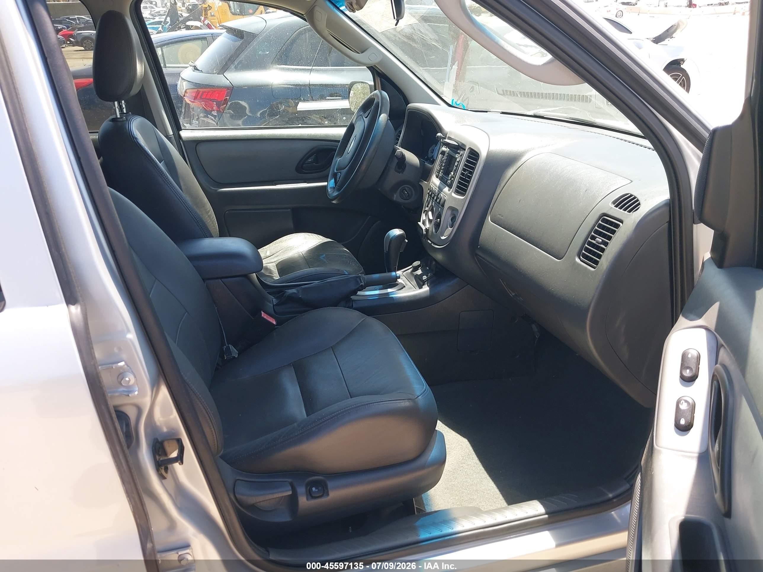2007 Ford Escape Hybrid   Gray vin: 1FMCU49H87KA41200