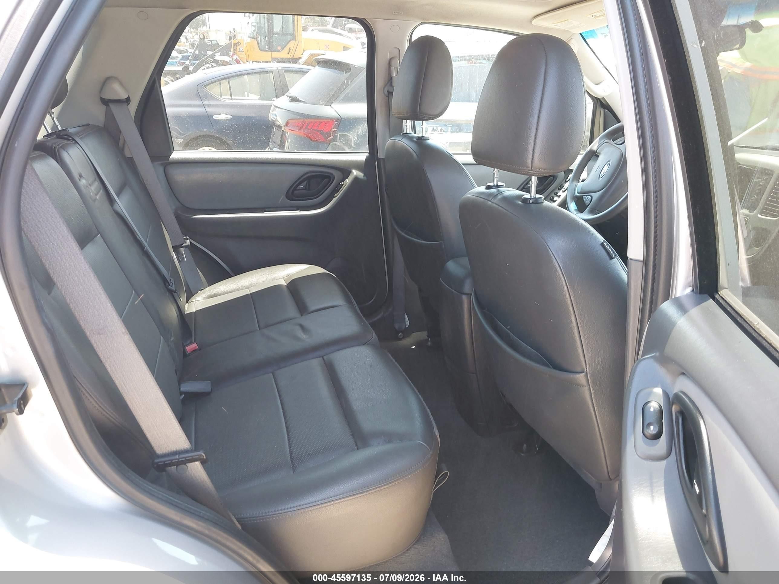 2007 Ford Escape Hybrid   Gray vin: 1FMCU49H87KA41200