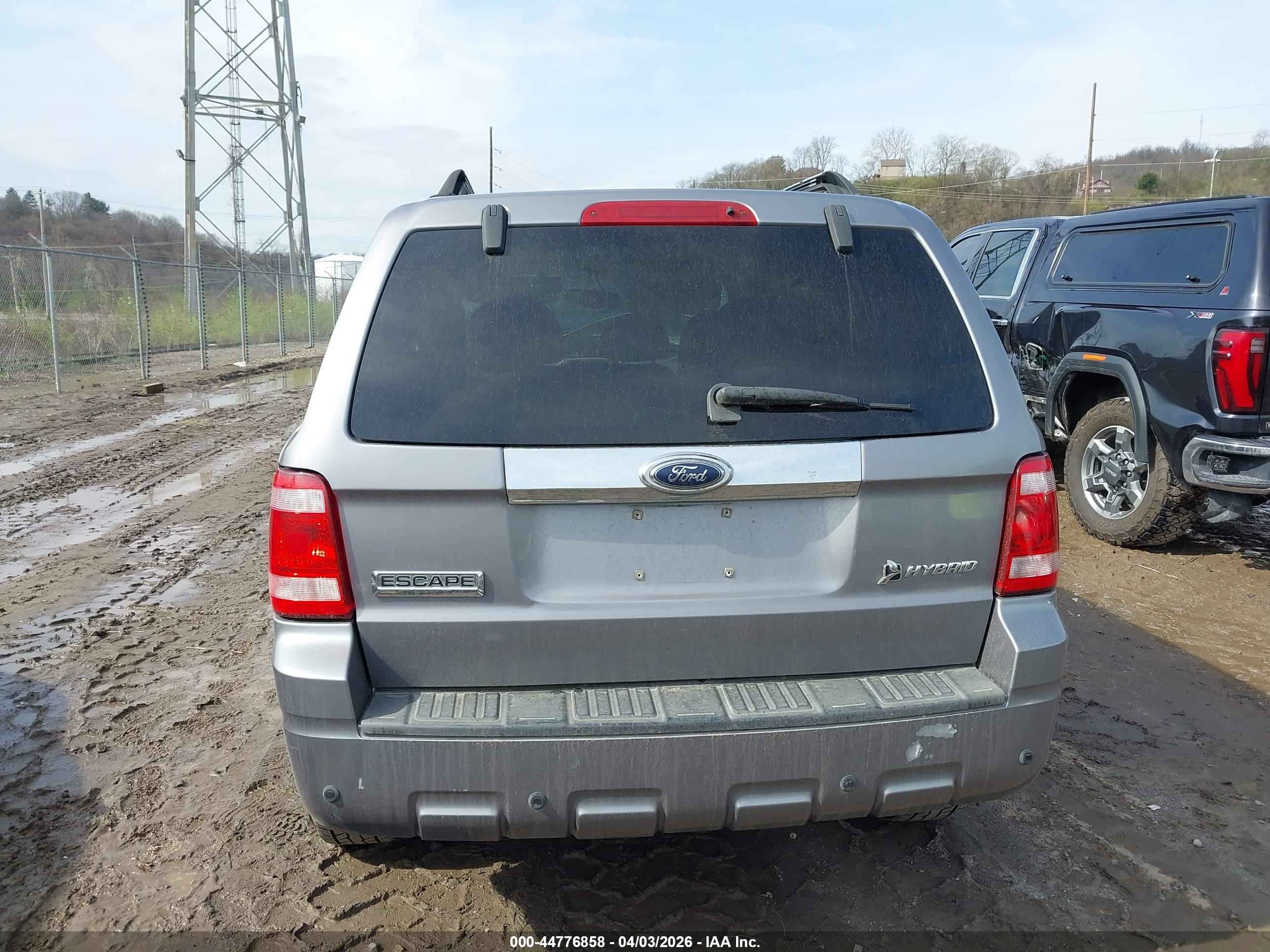 2008 Ford Escape Hybrid   Gray vin: 1FMCU49H88KE47012