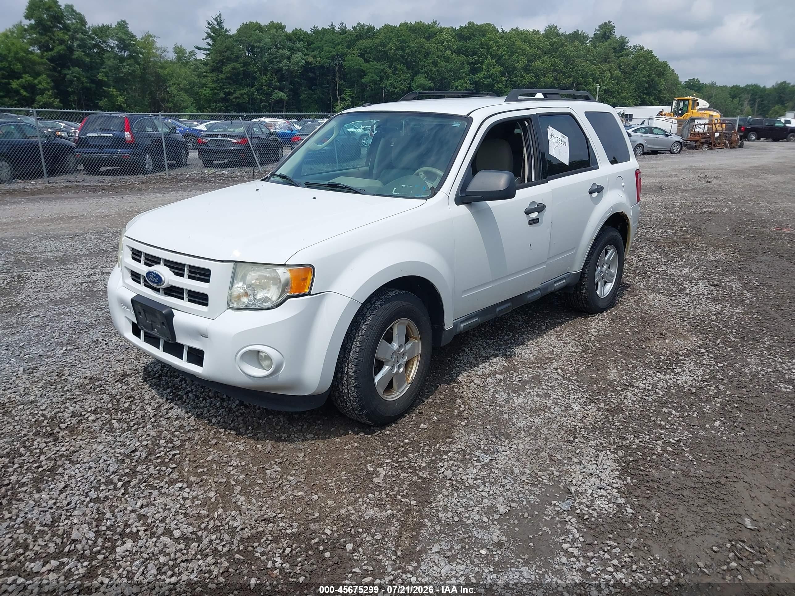 2010 Ford Escape Hybrid Белый vin: 1FMCU4K31AKC68587