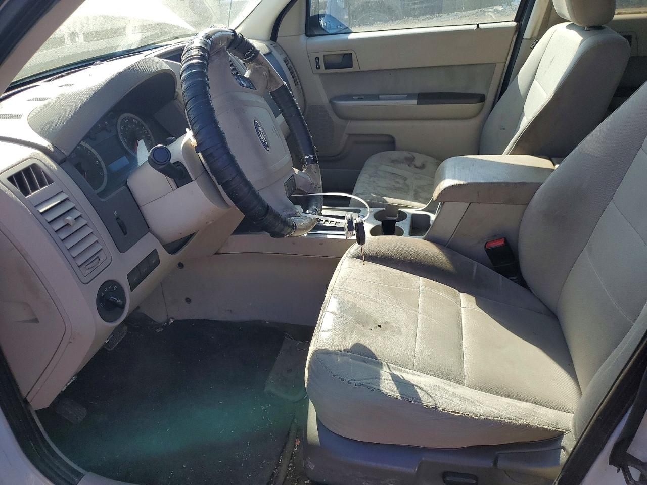 2011 Ford Escape Hybrid White vin: 1FMCU4K32BKC02812