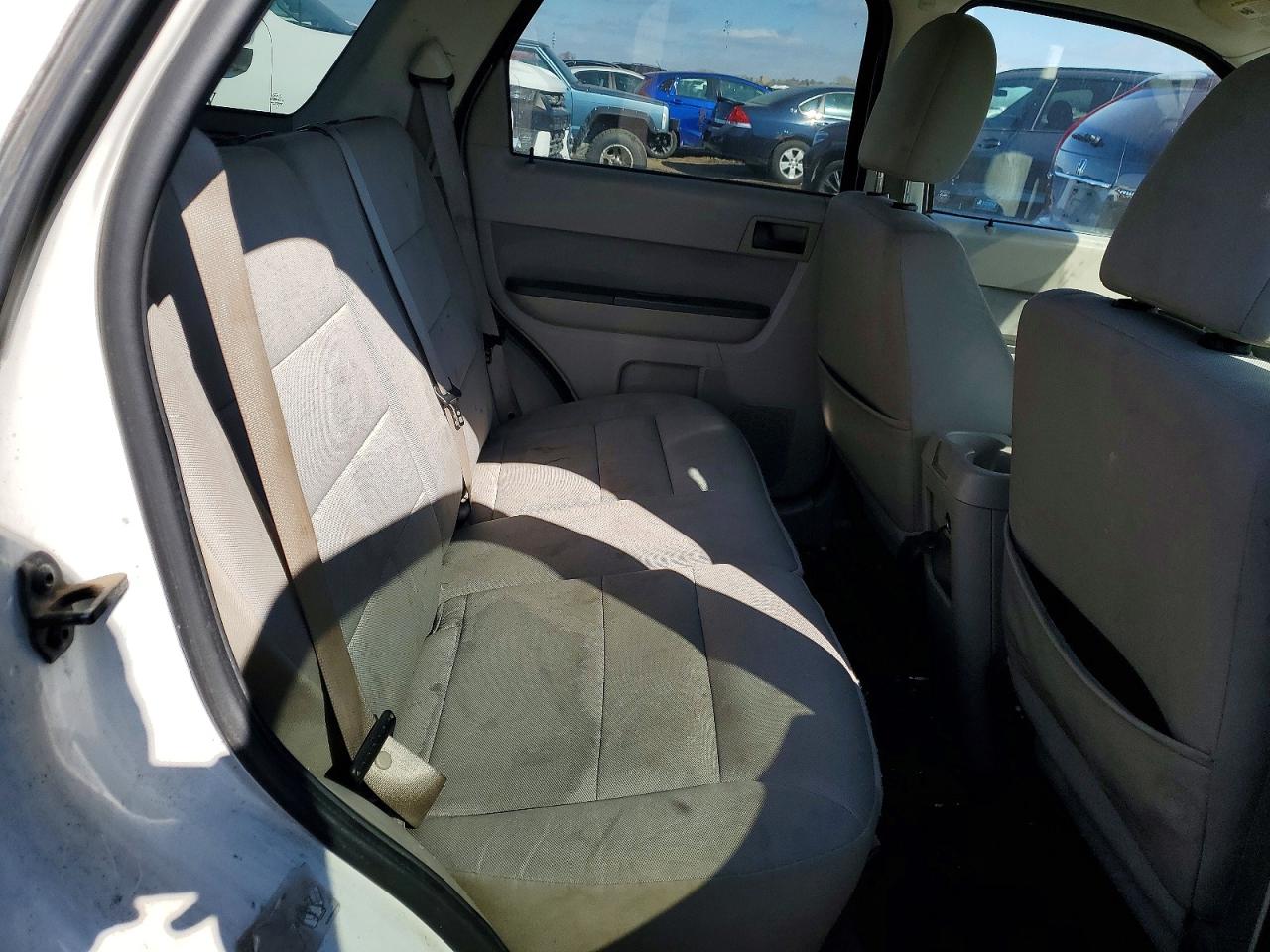 2011 Ford Escape Hybrid White vin: 1FMCU4K32BKC02812
