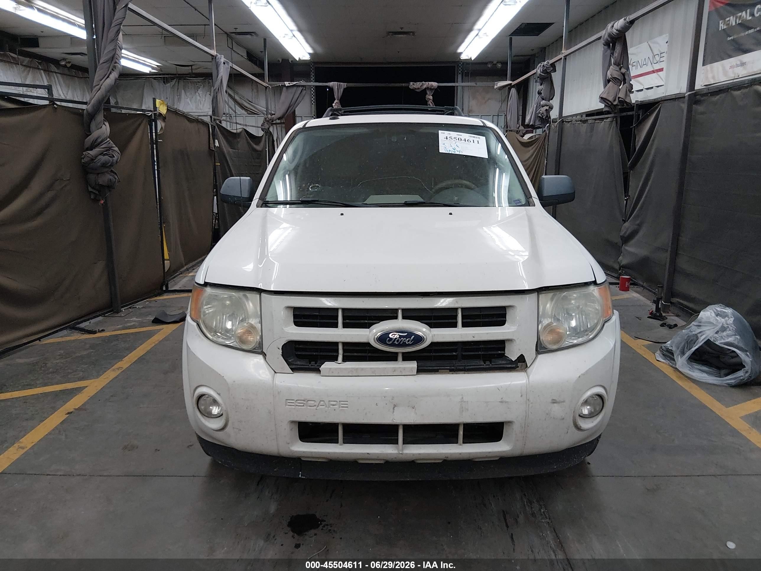 2010 Ford Escape Hybrid   White vin: 1FMCU4K33AKC15034