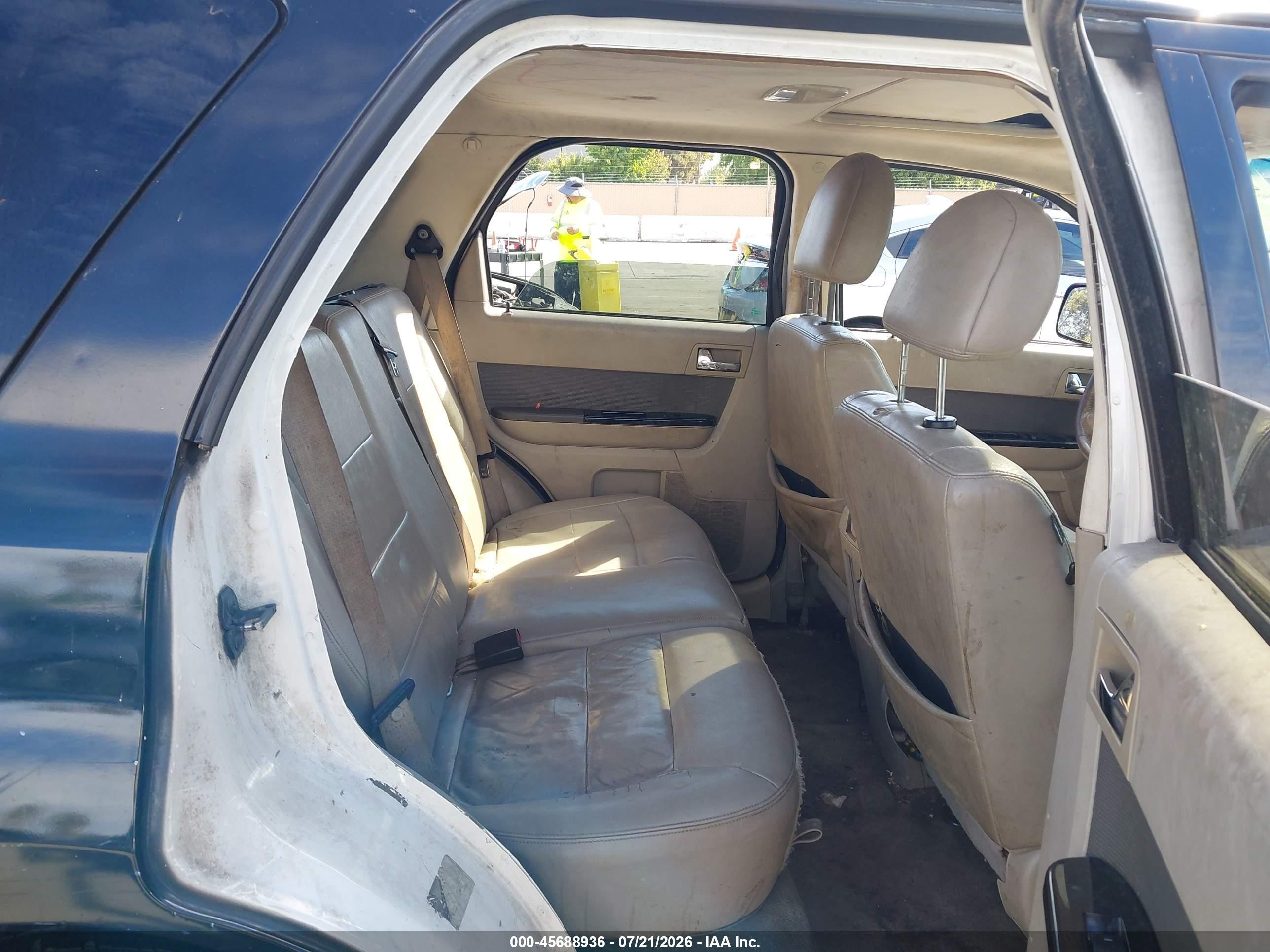 2010 Ford Escape Hybrid Limited Черный vin: 1FMCU4K33AKC29578