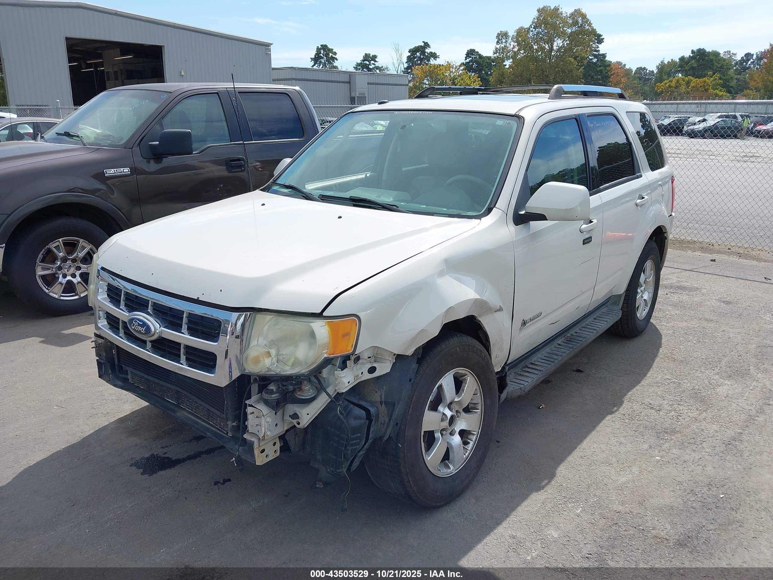2010 Ford Escape Hybrid Limited Белый vin: 1FMCU4K35AKB07465