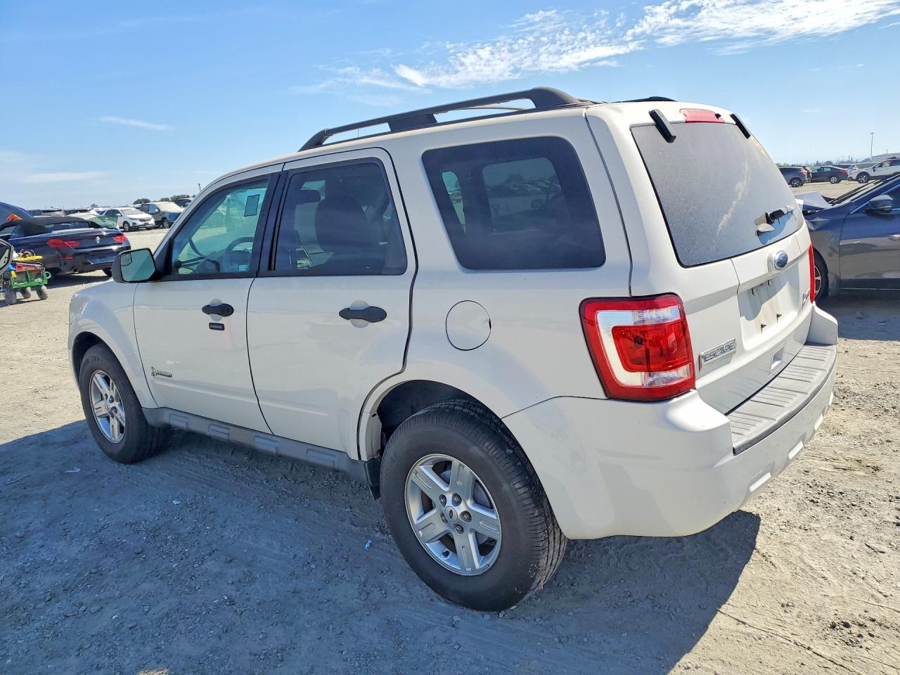 2011 Ford Escape Hybrid White vin: 1FMCU4K35BKC52216