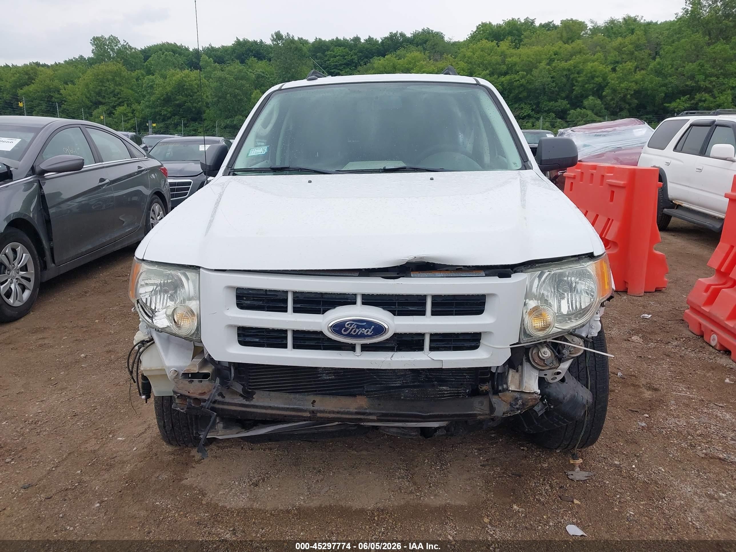 2010 Ford Escape Hybrid Limited Белый vin: 1FMCU4K37AKA96078
