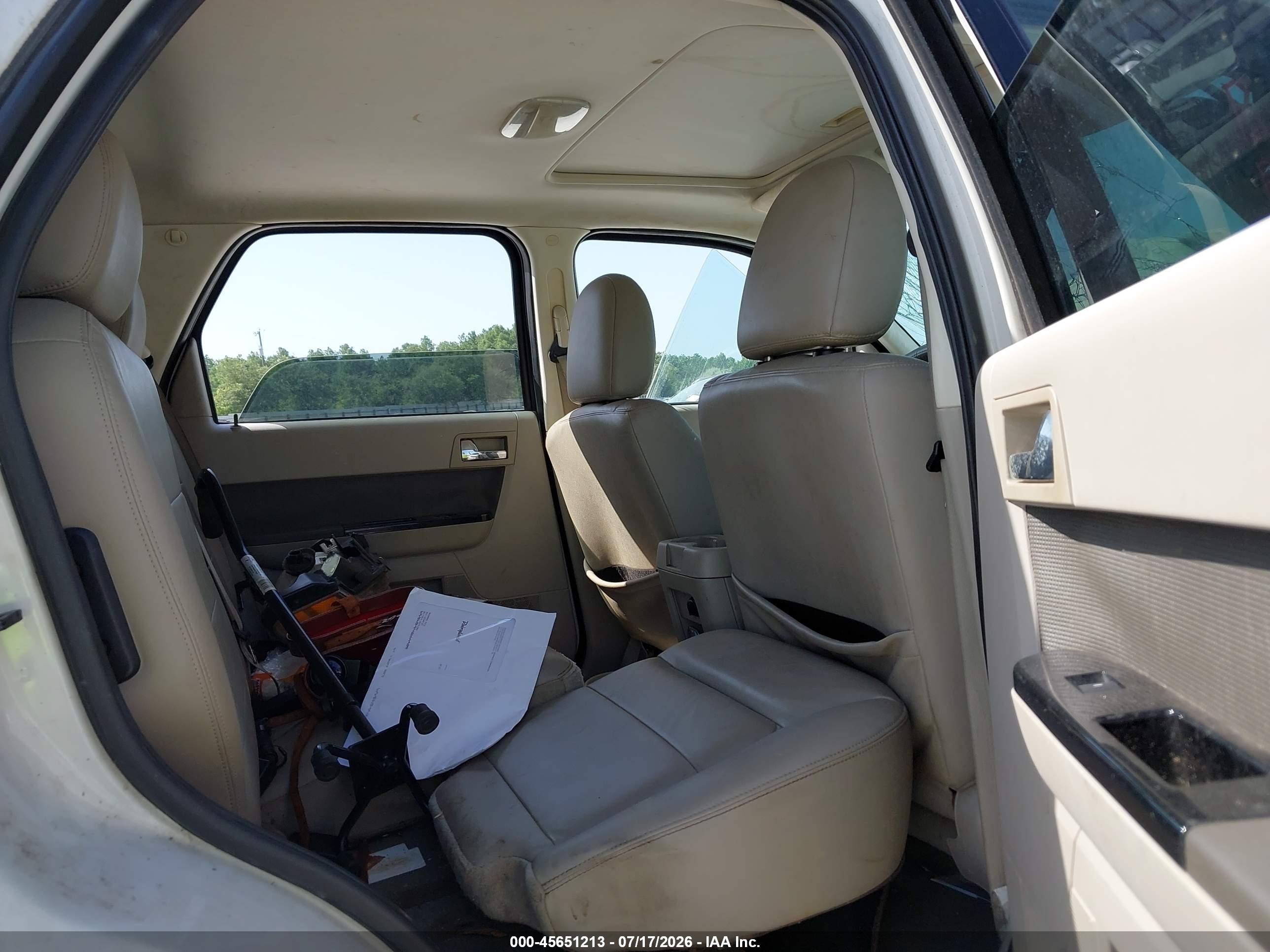 2010 Ford Escape Hybrid Limited Белый vin: 1FMCU4K38AKA13645