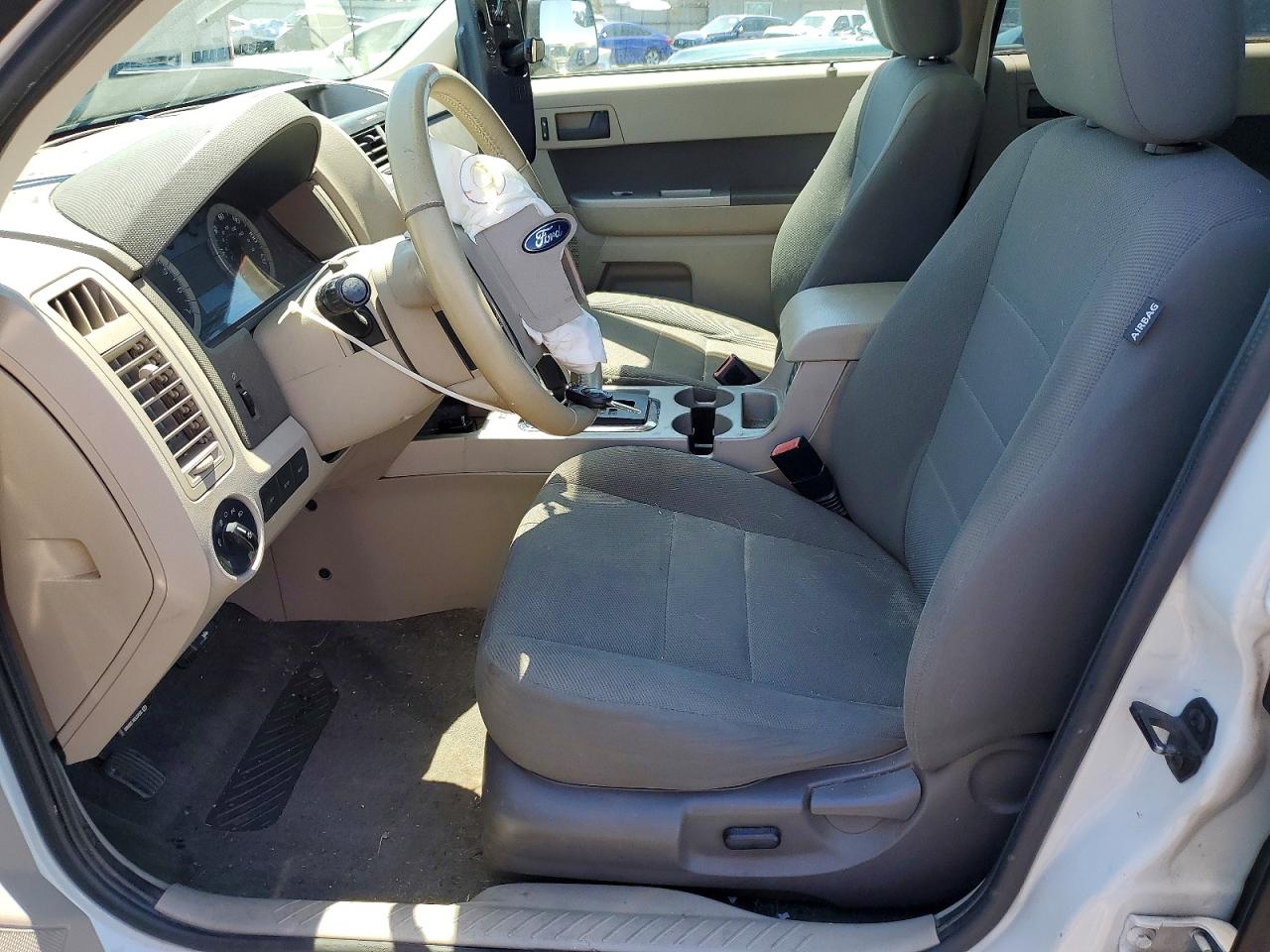 2010 Ford Escape Hybrid White vin: 1FMCU4K38AKB02308