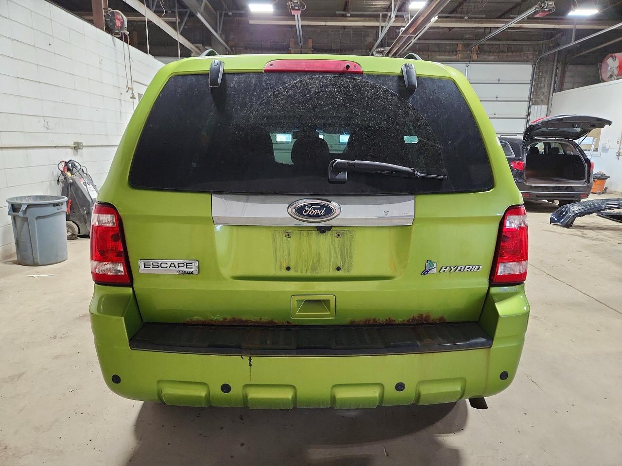 2011 Ford Escape Hybrid Зеленый vin: 1FMCU4K39BKA14076