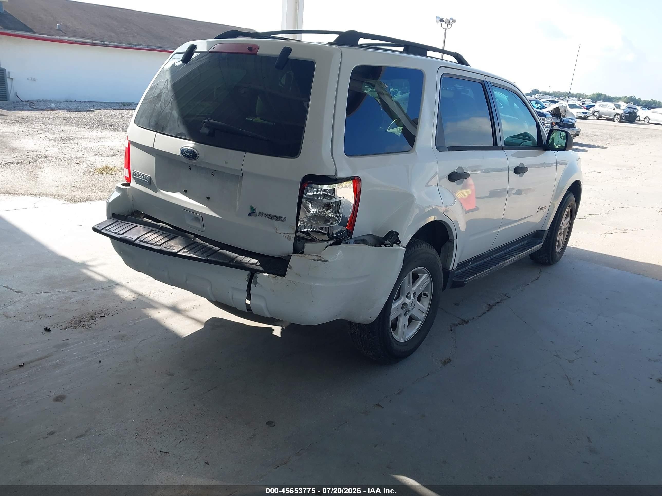 2011 Ford Escape Hybrid   Белый vin: 1FMCU4K39BKA39124