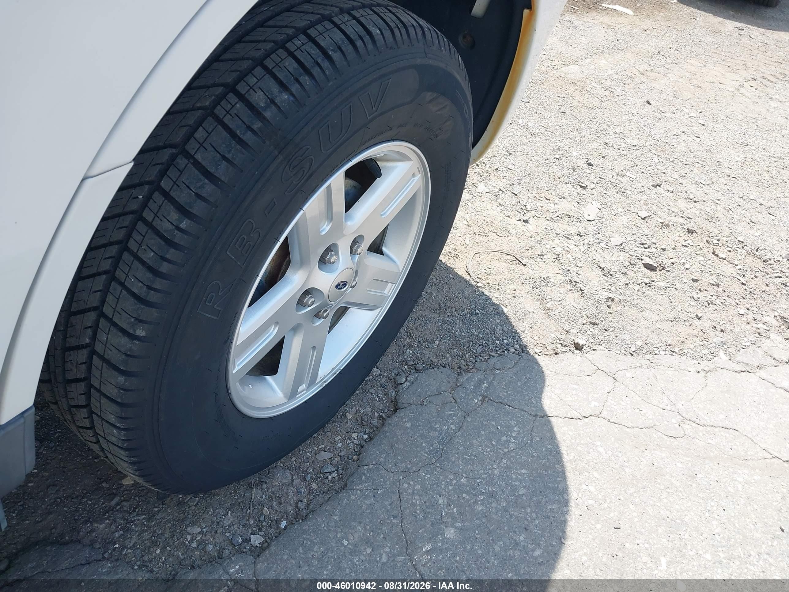 2010 Ford Escape Hybrid Limited White vin: 1FMCU4K3XAKB79648
