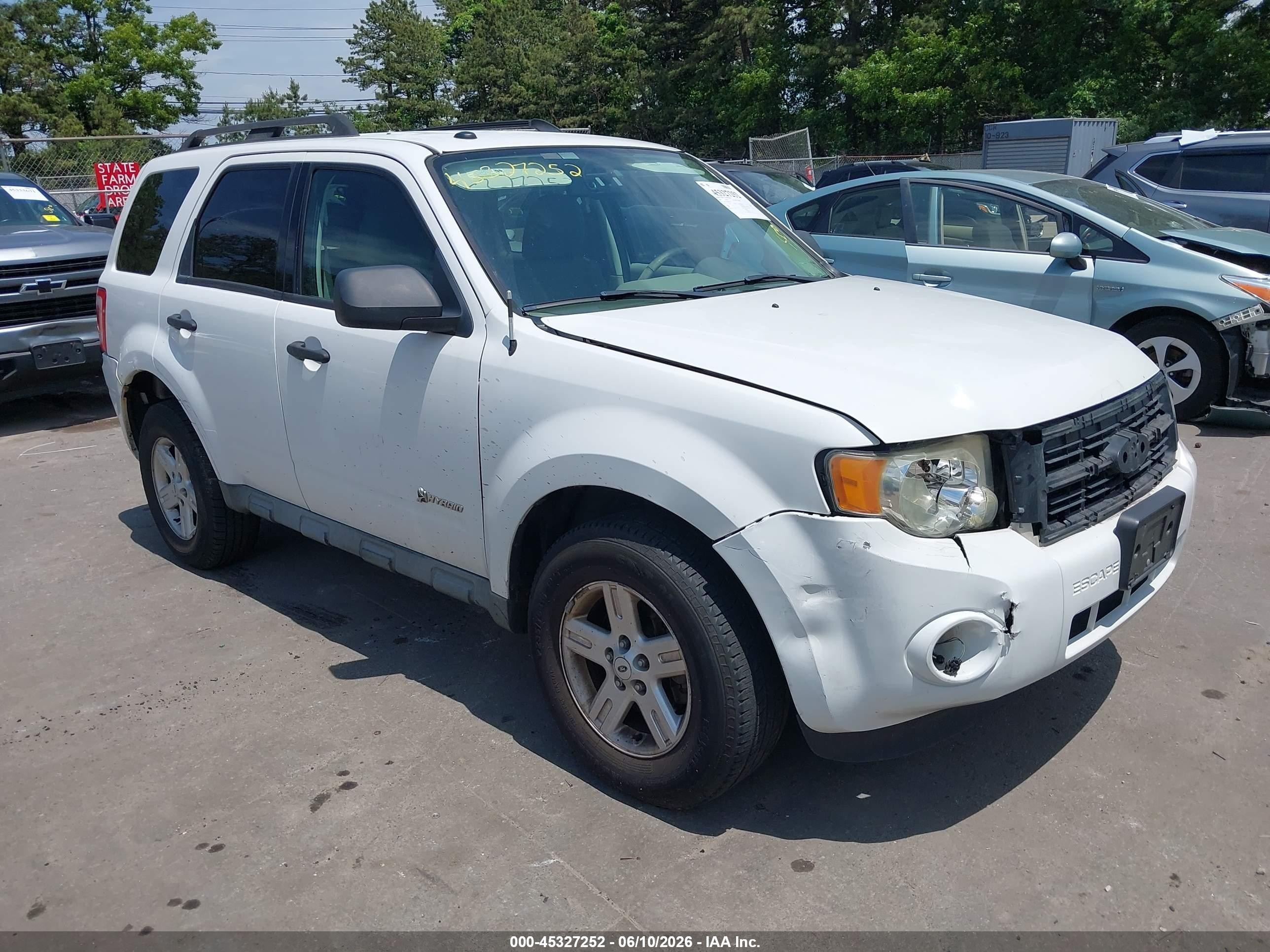 2009 Ford Escape Hybrid Limited White vin: 1FMCU59309KC38181