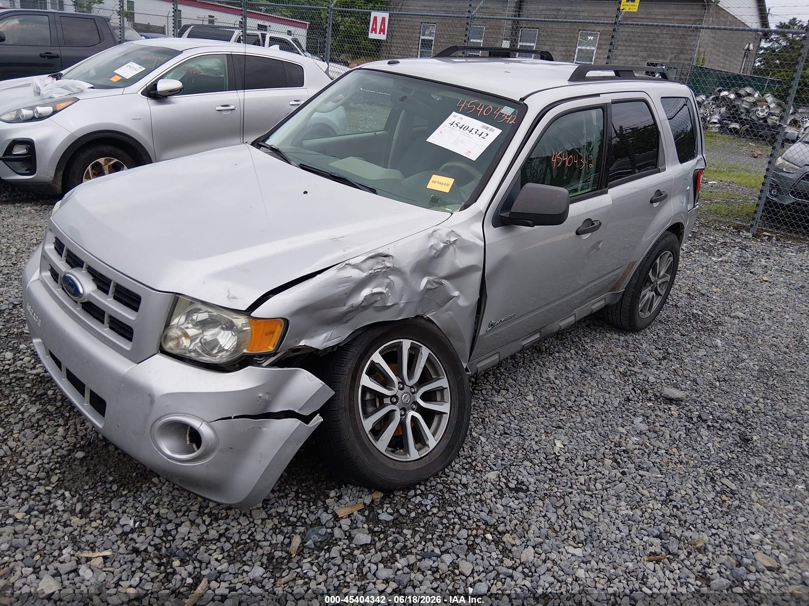 2009 Ford Escape Hybrid Limited Silver vin: 1FMCU59379KB19267
