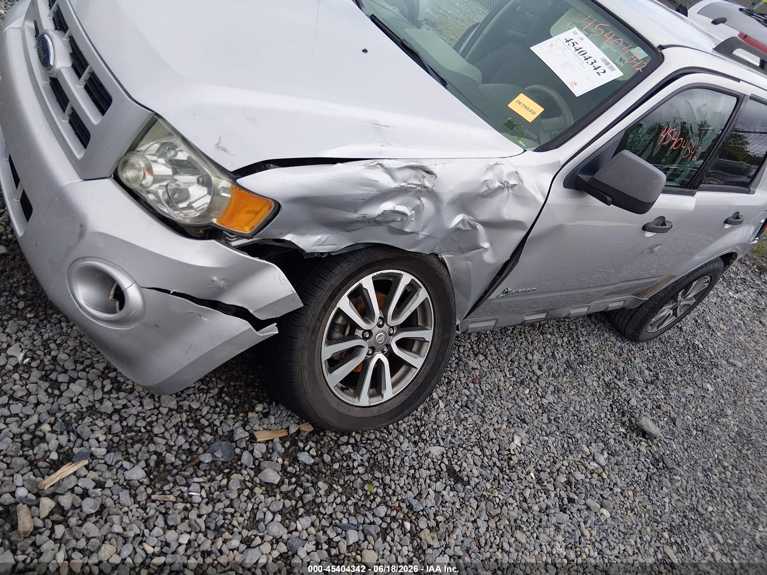 2009 Ford Escape Hybrid Limited Silver vin: 1FMCU59379KB19267