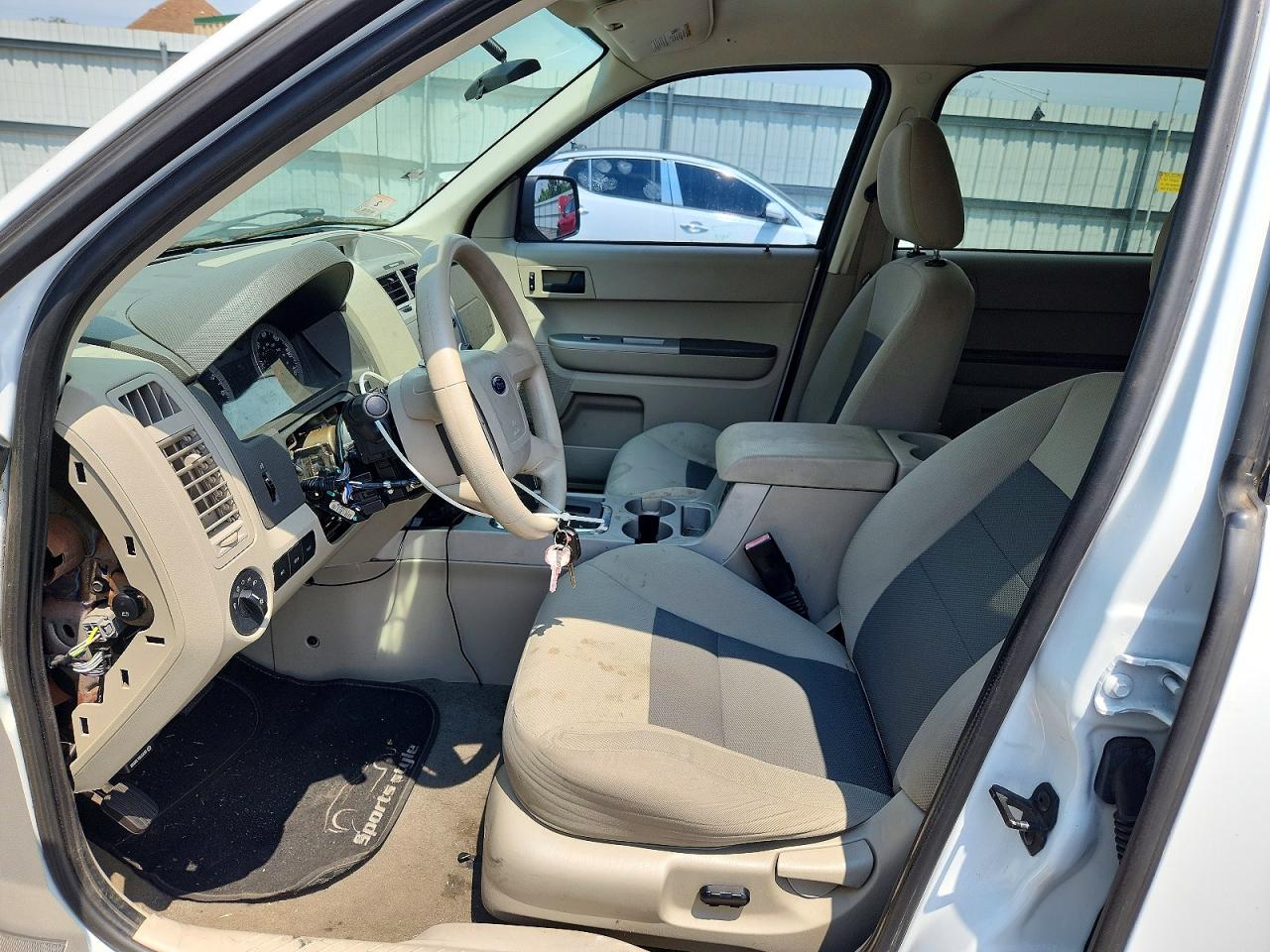 2008 Ford Escape Hybrid White vin: 1FMCU59H18KC90123
