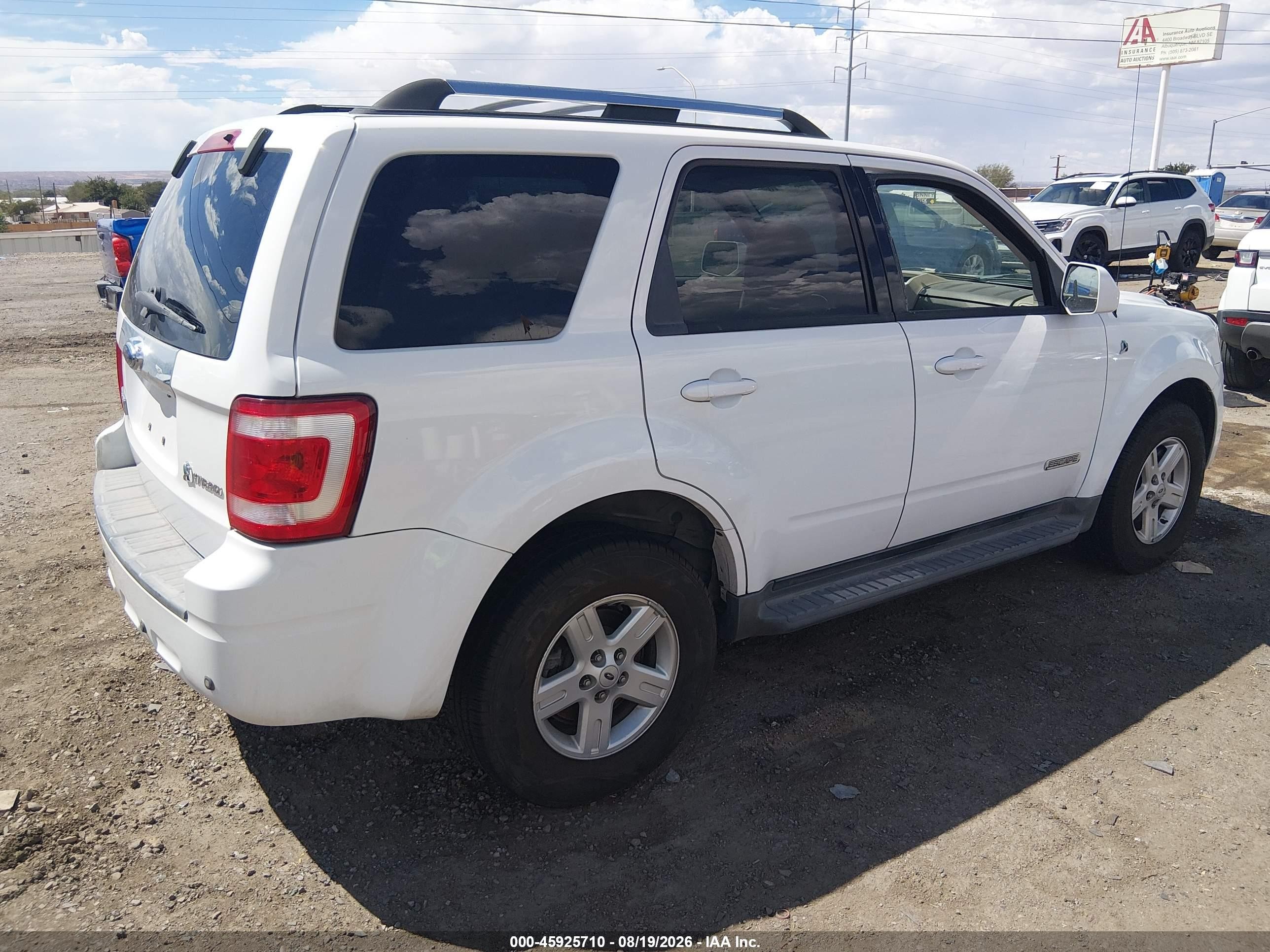 2008 Ford Escape Hybrid   Белый vin: 1FMCU59H38KC99714