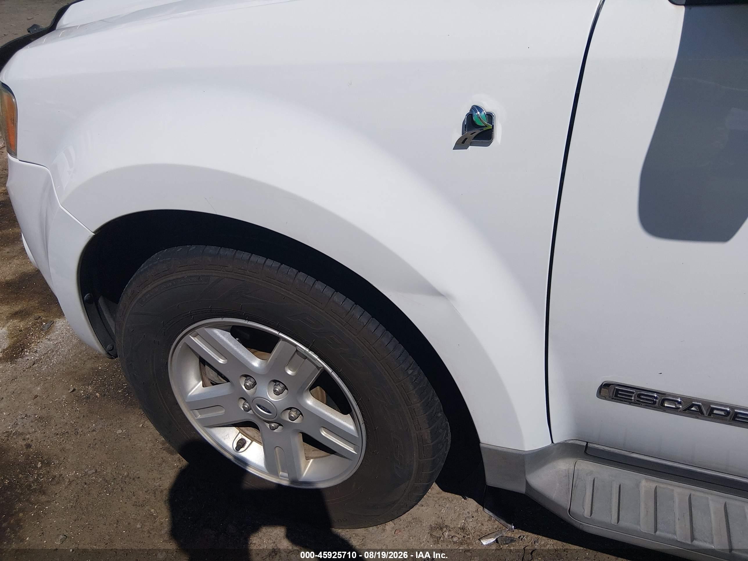 2008 Ford Escape Hybrid   Белый vin: 1FMCU59H38KC99714