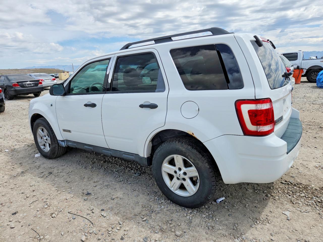 2008 Ford Escape Белый vin: 1FMCU59H48KA17046