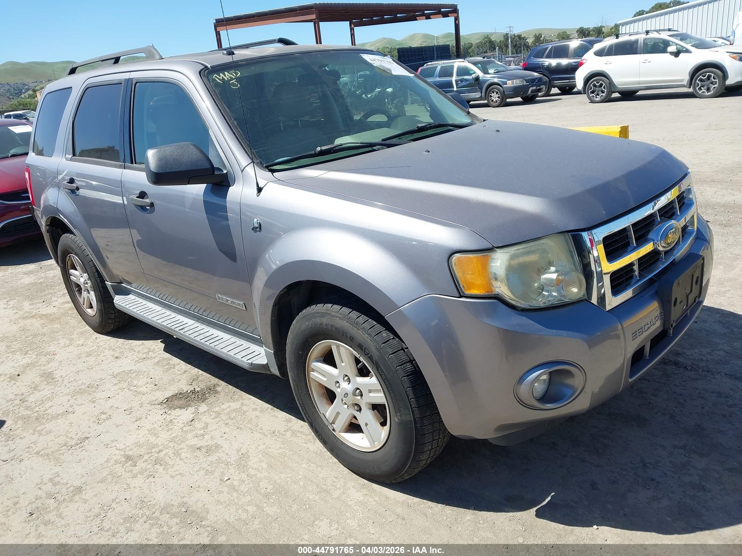 2008 Ford Escape Hybrid   Silver vin: 1FMCU59H58KA43476