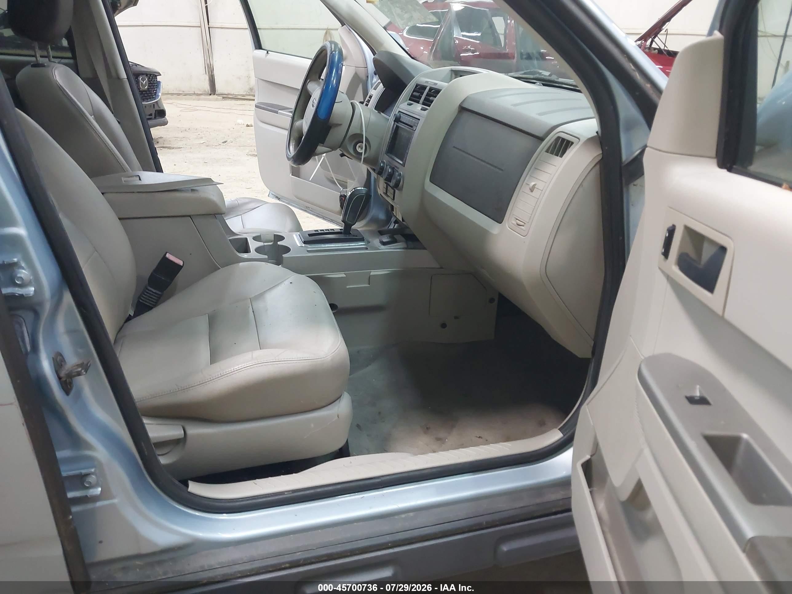 2008 Ford Escape Hybrid   Light Blue vin: 1FMCU59H58KD39355