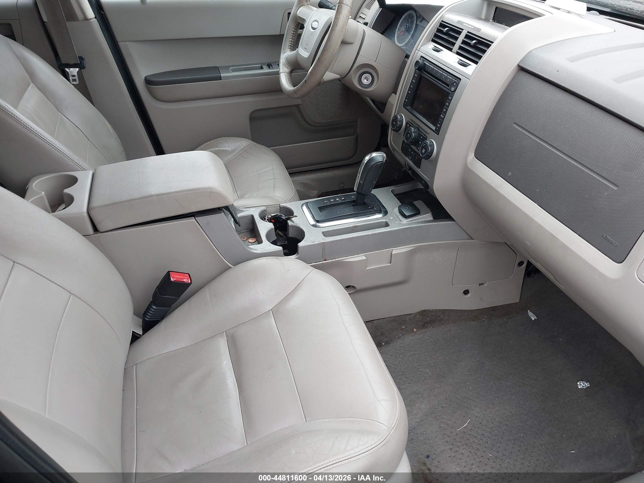 2008 Ford Escape Hybrid   Dark Blue vin: 1FMCU59H68KA51988