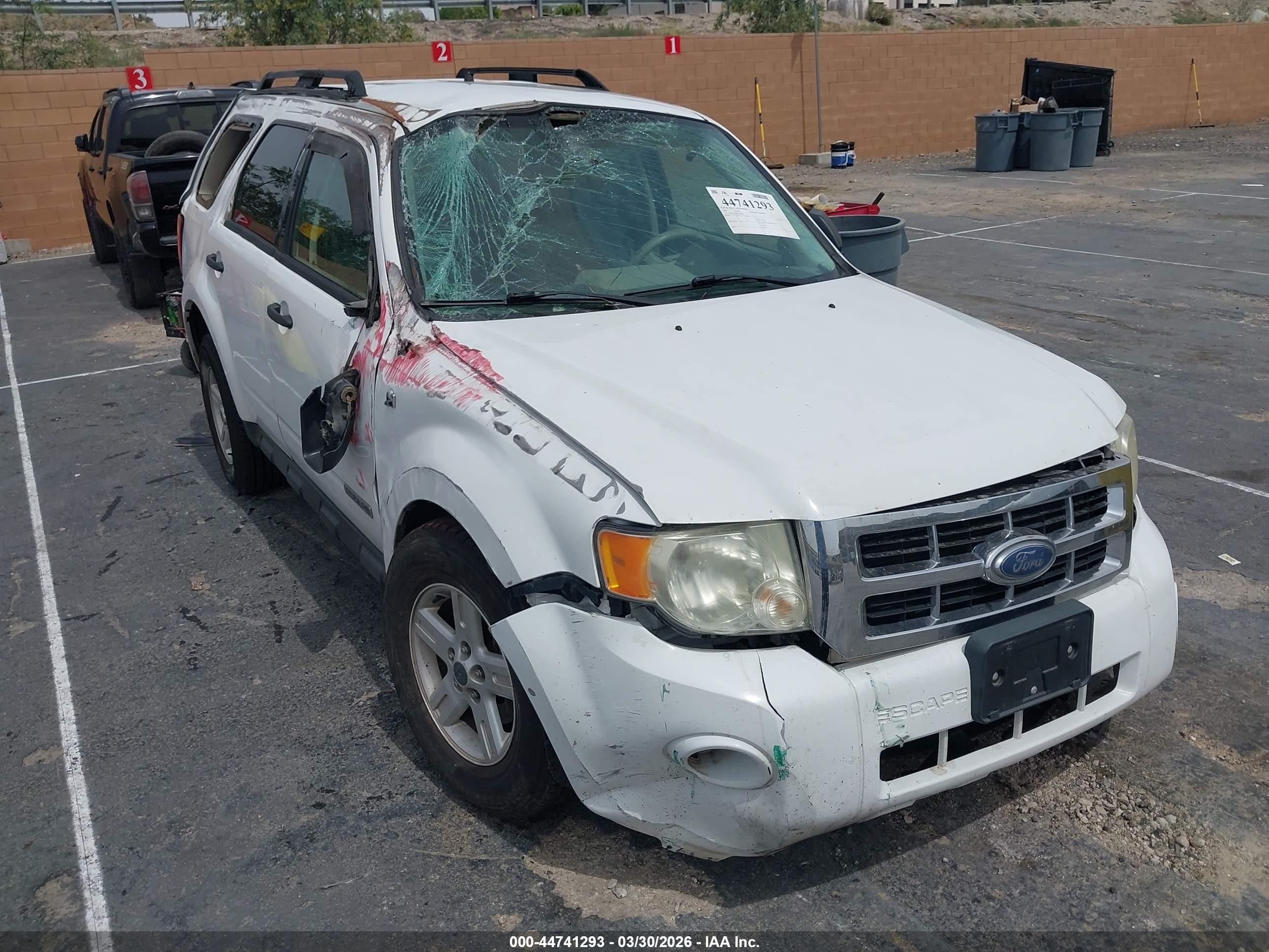 2008 Ford Escape Hybrid   White vin: 1FMCU59H88KA42628
