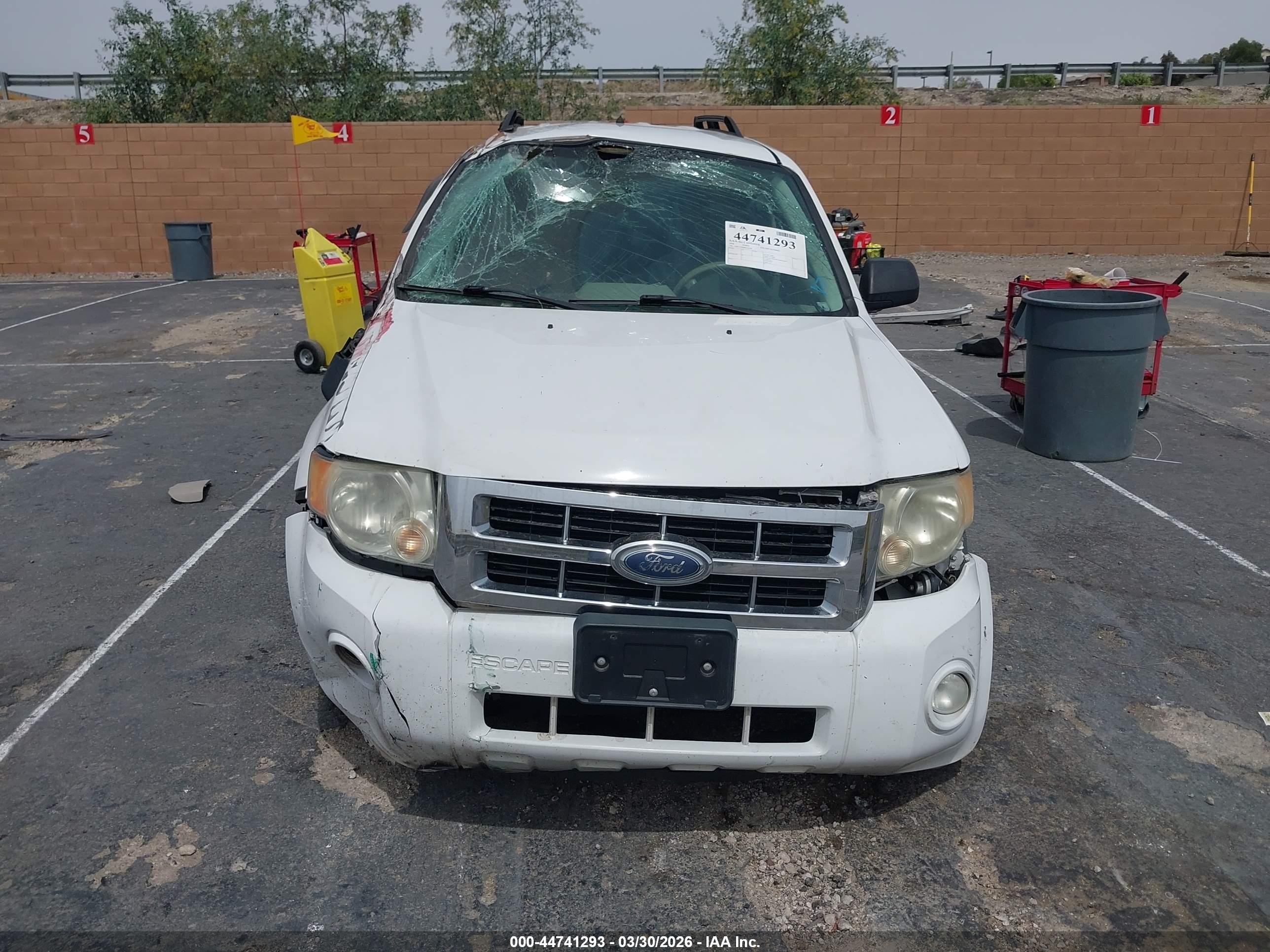 2008 Ford Escape Hybrid   White vin: 1FMCU59H88KA42628
