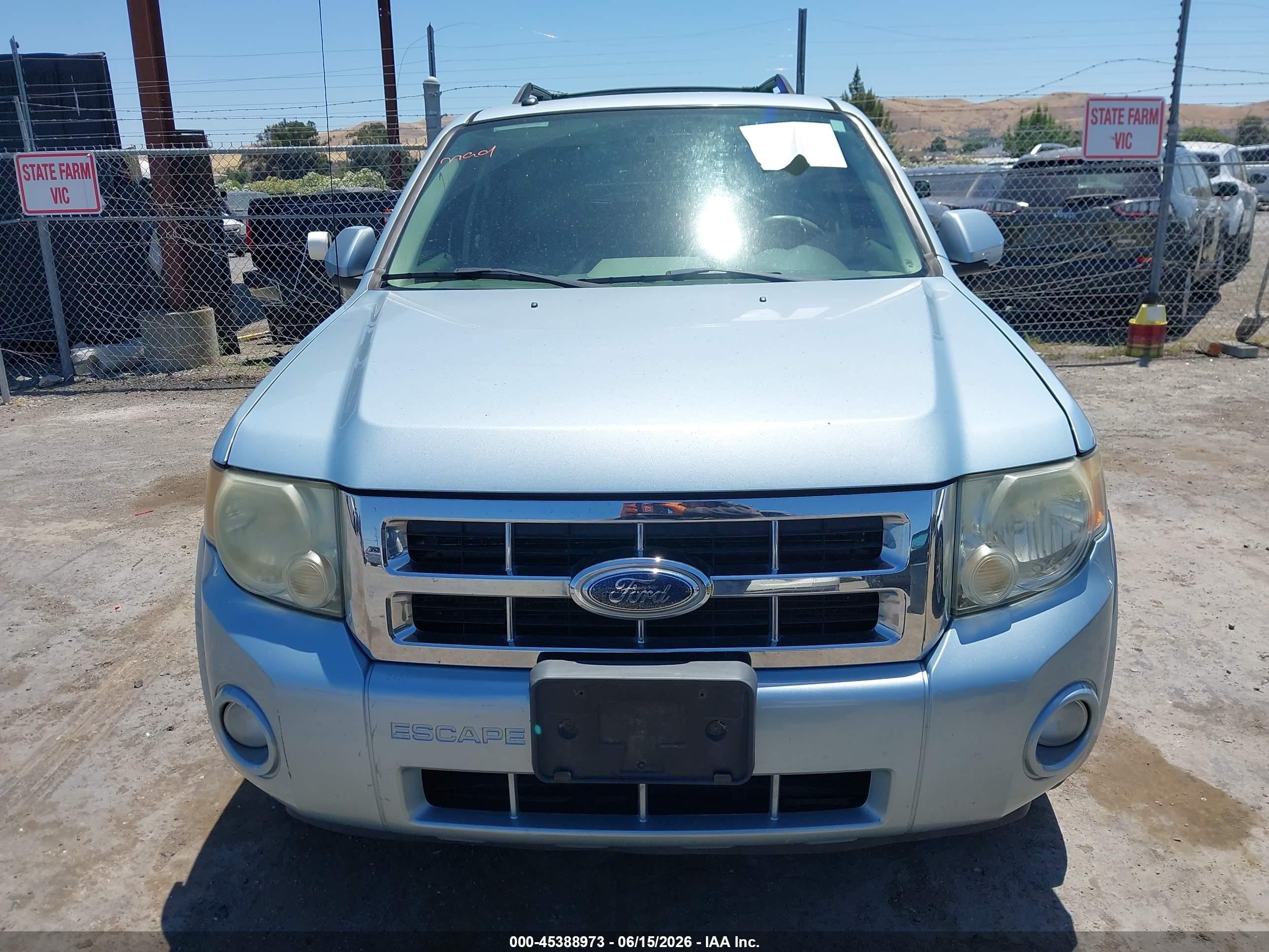 2008 Ford Escape Hybrid   Light Blue vin: 1FMCU59H88KB45354