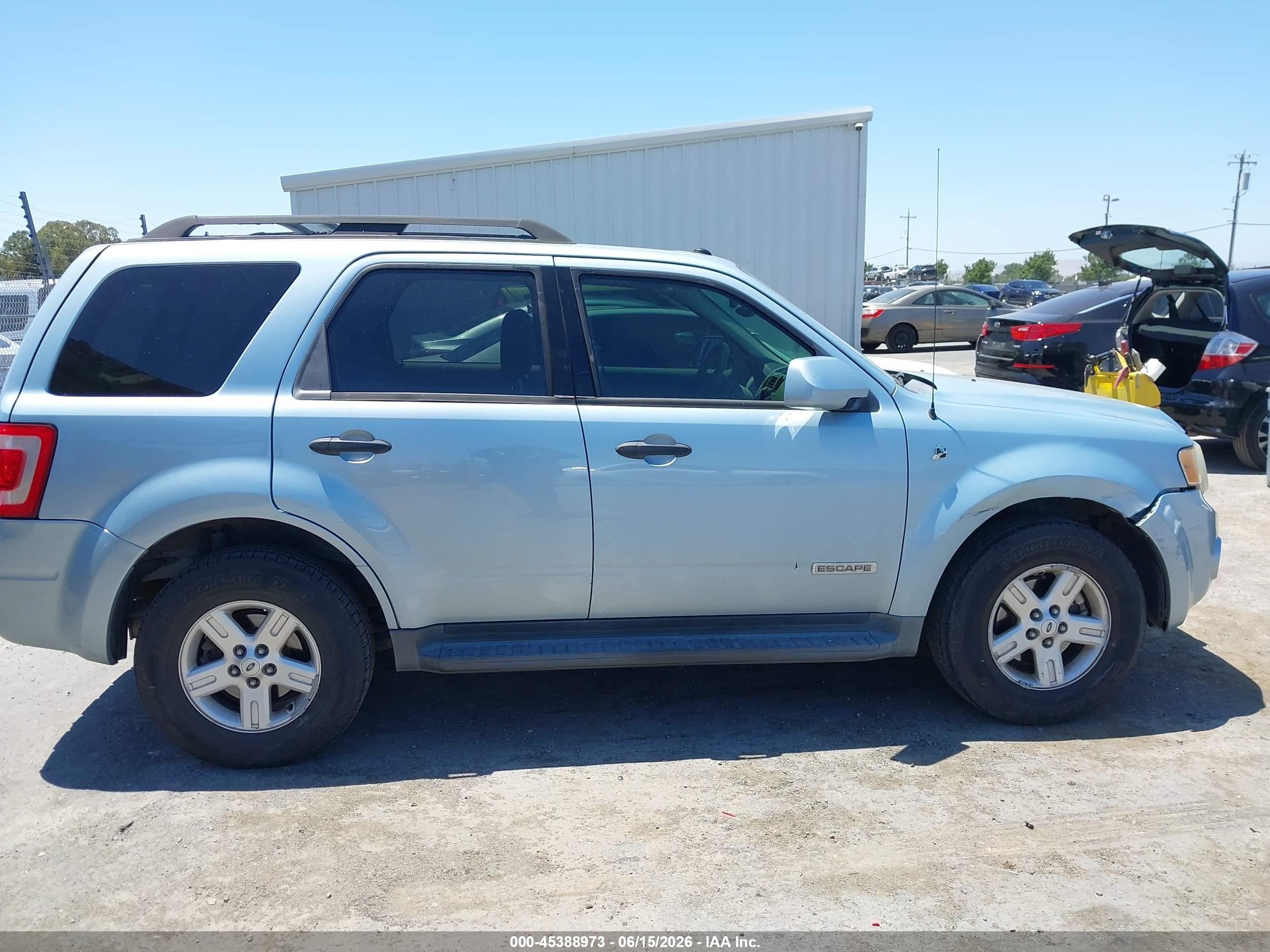 2008 Ford Escape Hybrid   Light Blue vin: 1FMCU59H88KB45354