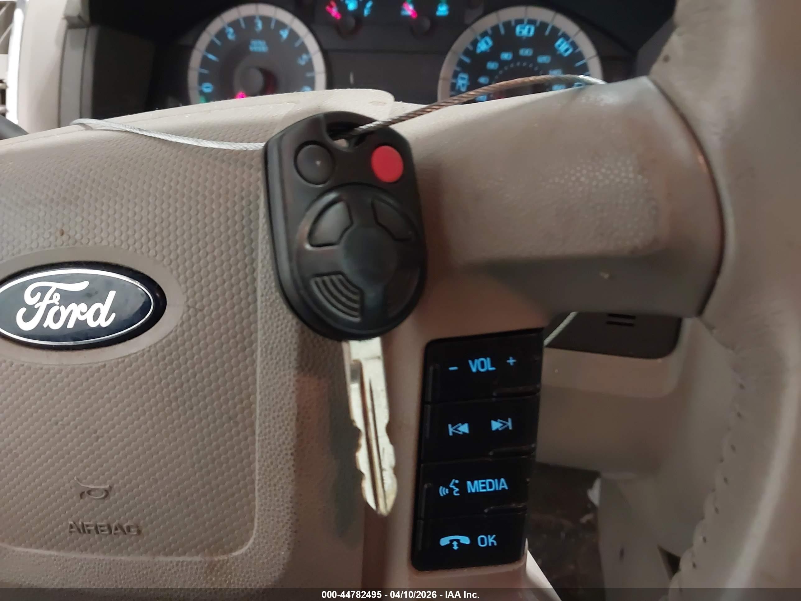 2012 Ford Escape Hybrid Limited Blue vin: 1FMCU5K30CKA57938