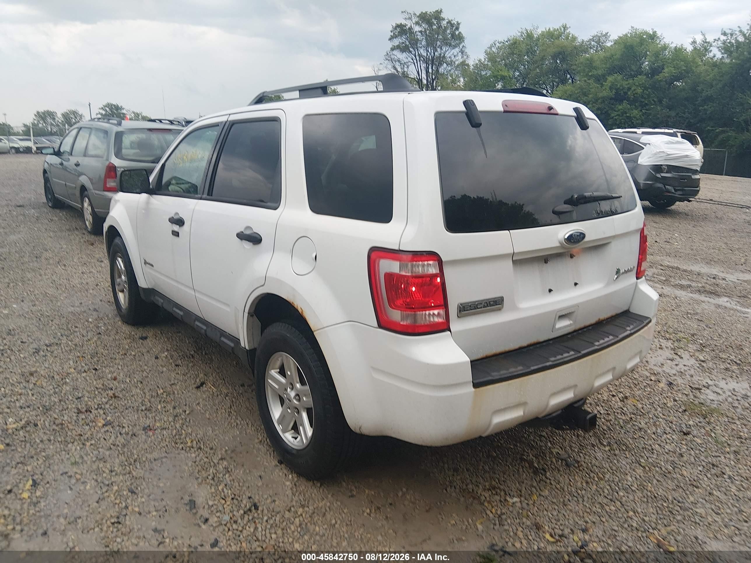 2011 Ford Escape Hybrid   Белый vin: 1FMCU5K31BKB92926