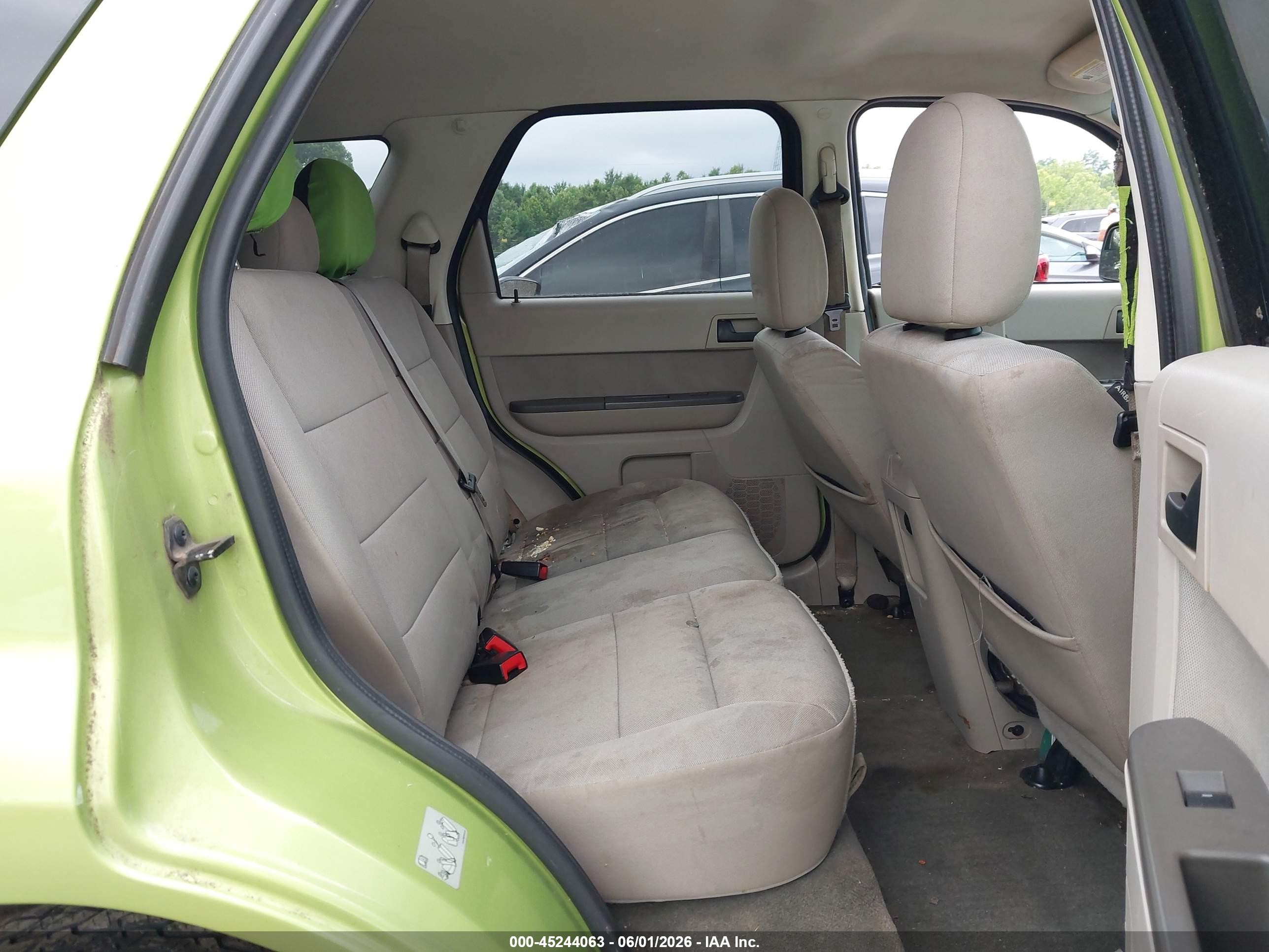 2011 Ford Escape Hybrid   Зеленый vin: 1FMCU5K31BKC19610