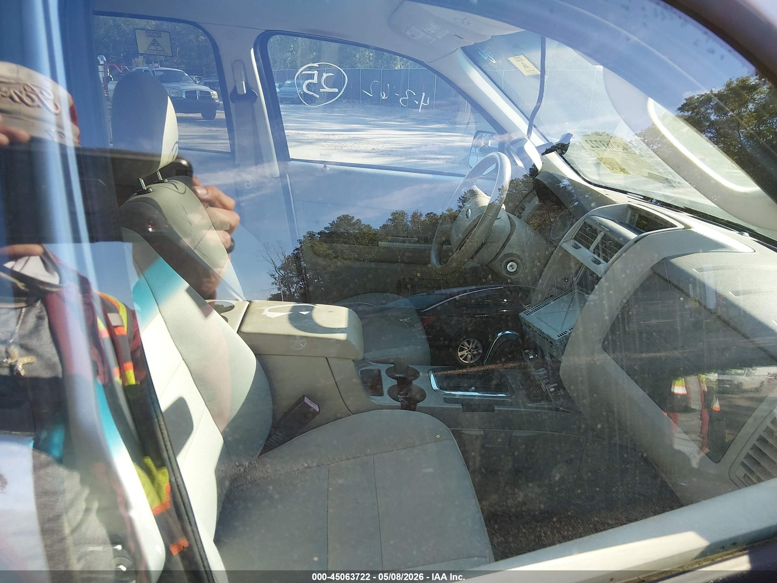 2012 Ford Escape Hybrid   Silver vin: 1FMCU5K31CKA30246