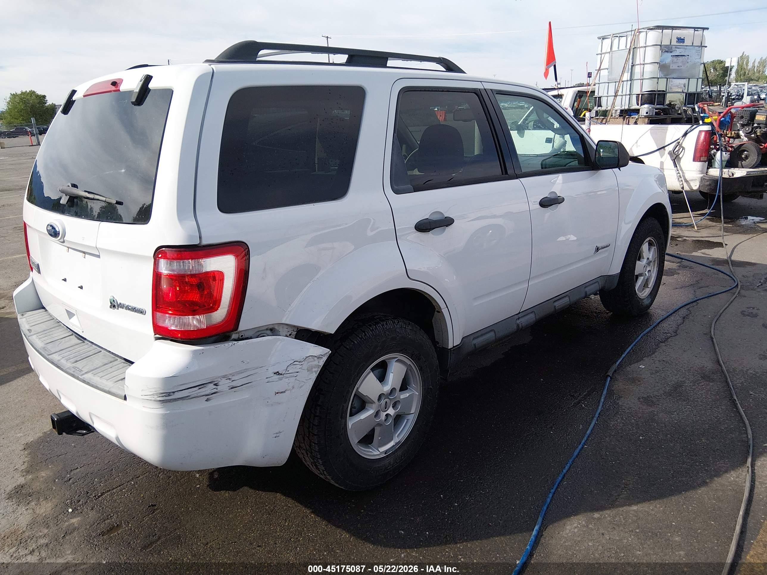 2010 Ford Escape Hybrid Limited White vin: 1FMCU5K32AKC79636