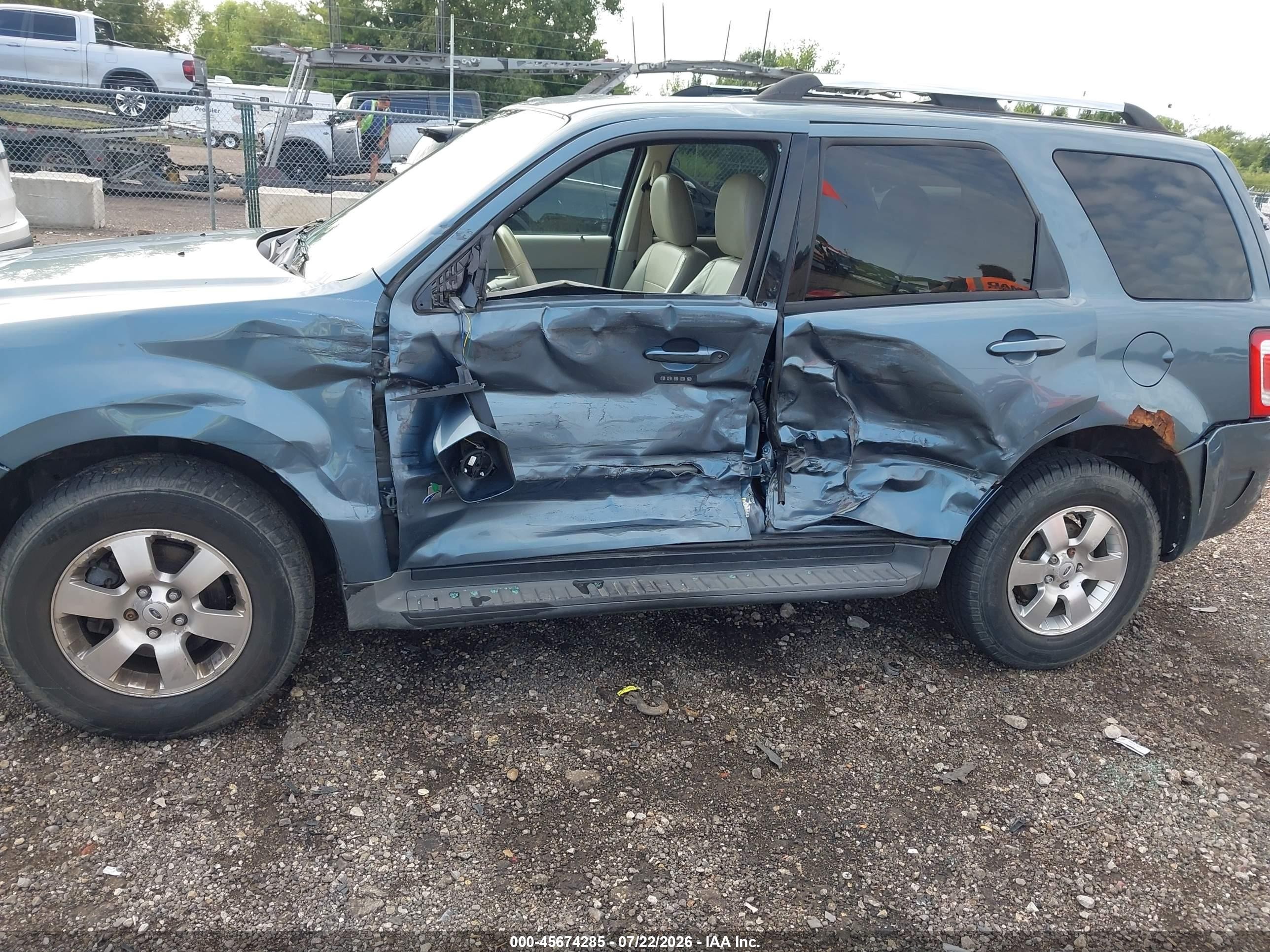 2012 Ford Escape Hybrid Limited Синий vin: 1FMCU5K32CKA13035