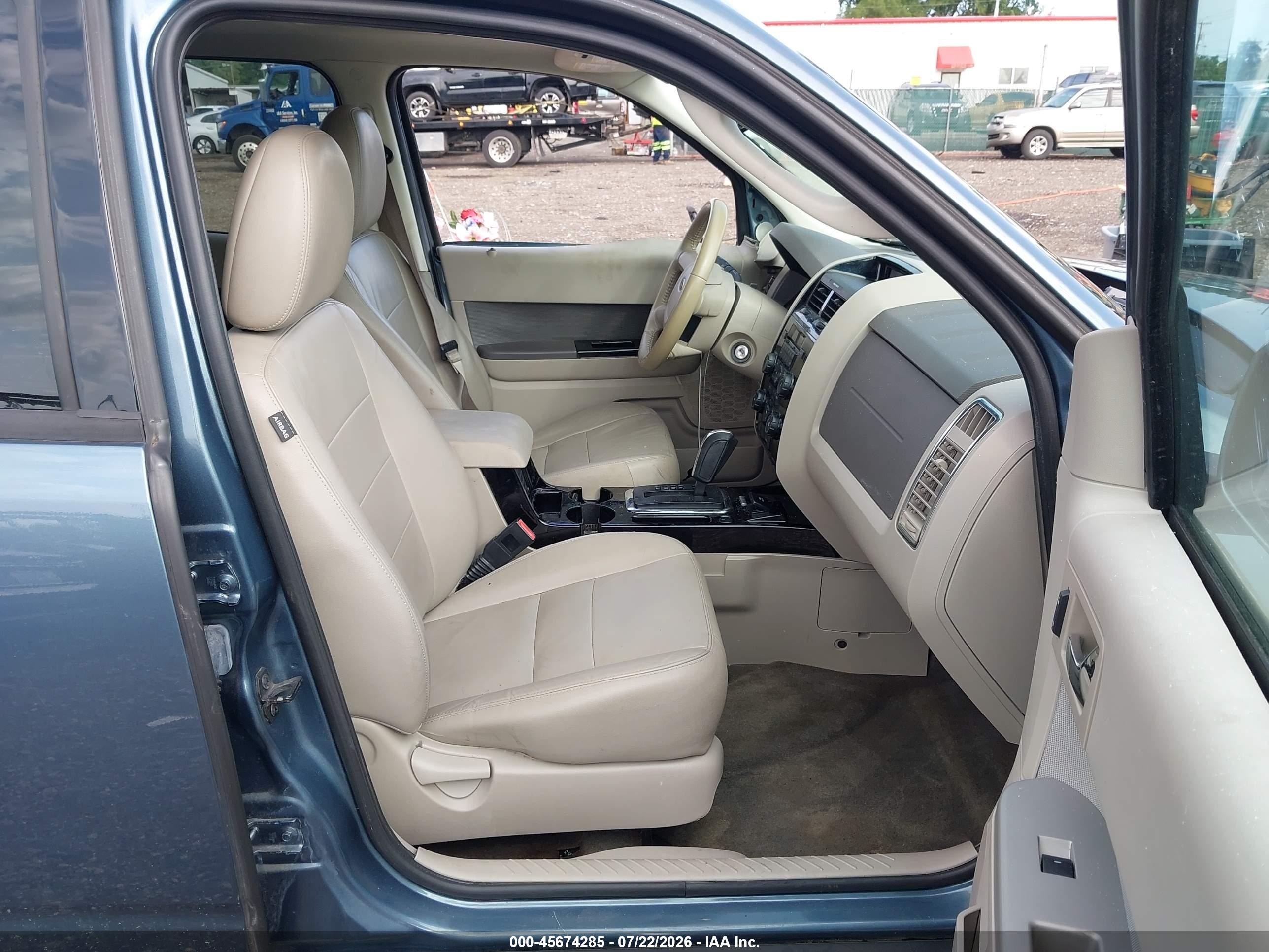 2012 Ford Escape Hybrid Limited Синий vin: 1FMCU5K32CKA13035