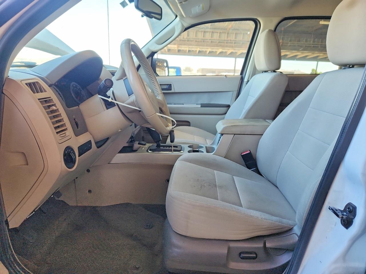 2011 Ford Escape Hybrid White vin: 1FMCU5K33BKB48815