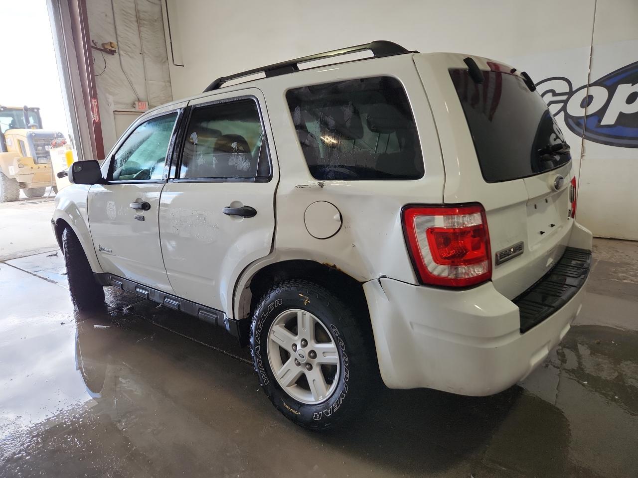 2011 Ford Escape Hybrid White vin: 1FMCU5K33BKB48877 Damage: Left Rear Door, Dent(S) W/ Paint Dmg, 2 To 3 Inches