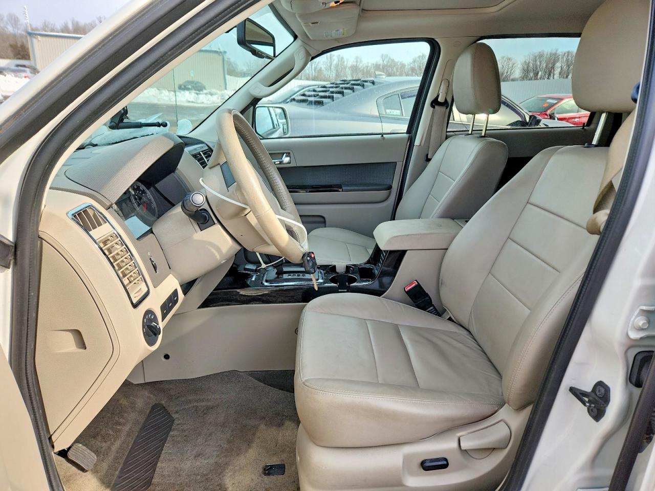2010 Ford Escape Hybrid White vin: 1FMCU5K34AKB20973
