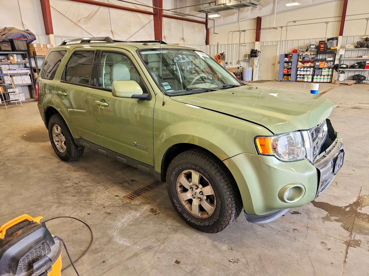 2010 Ford Escape Hybrid Зеленый vin: 1FMCU5K34AKB21797