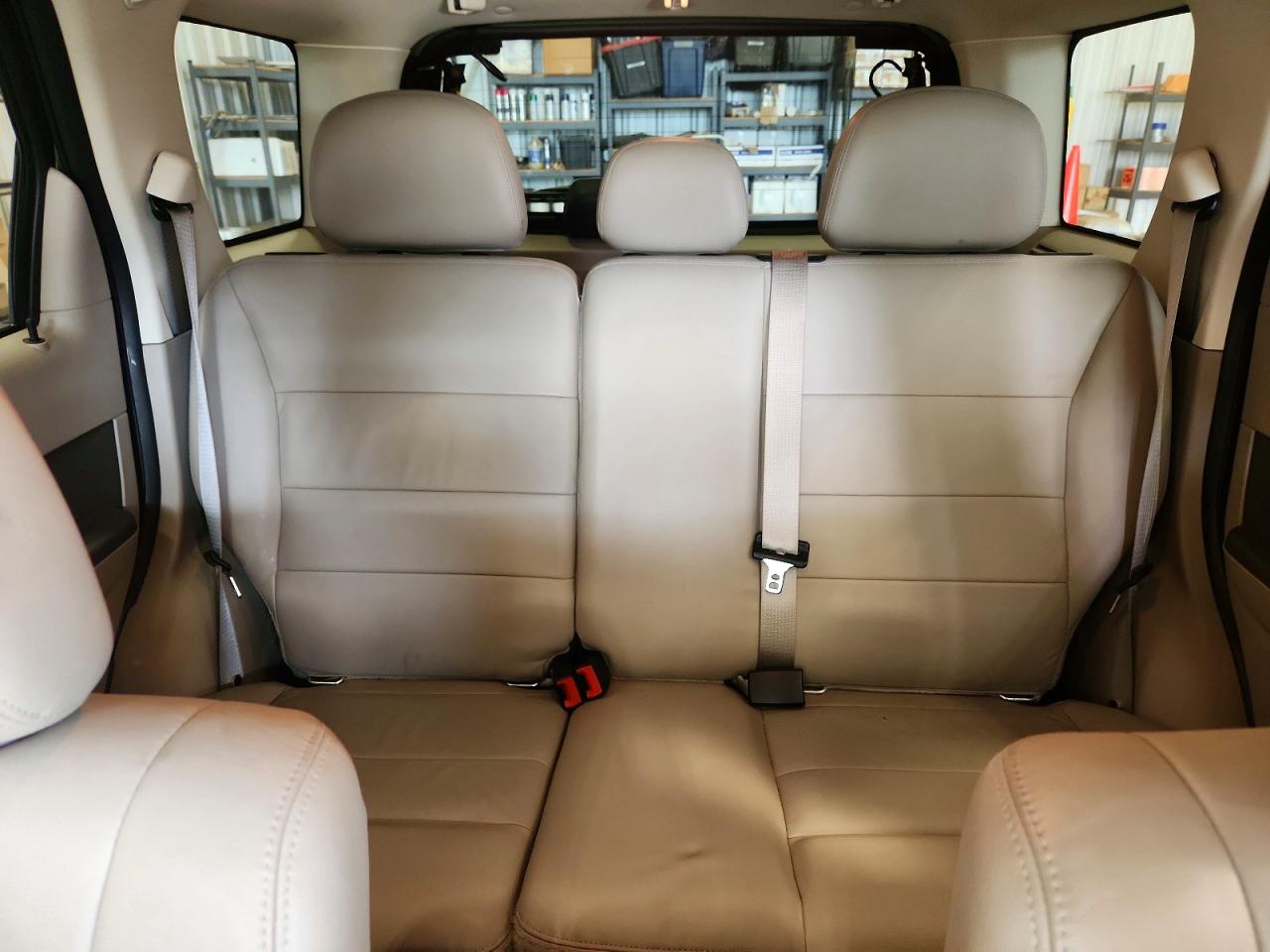 2010 Ford Escape Hybrid Зеленый vin: 1FMCU5K34AKB21797