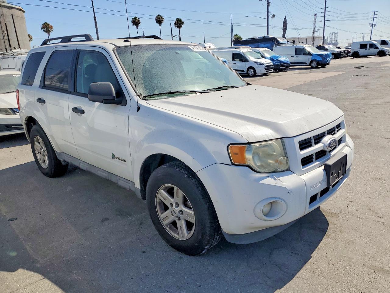 2011 Ford Escape Hybrid Белый vin: 1FMCU5K34BKB48855