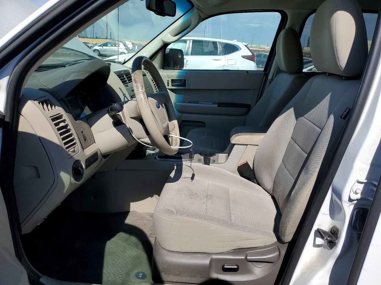 2011 Ford Escape Hybrid Белый vin: 1FMCU5K34BKB48855