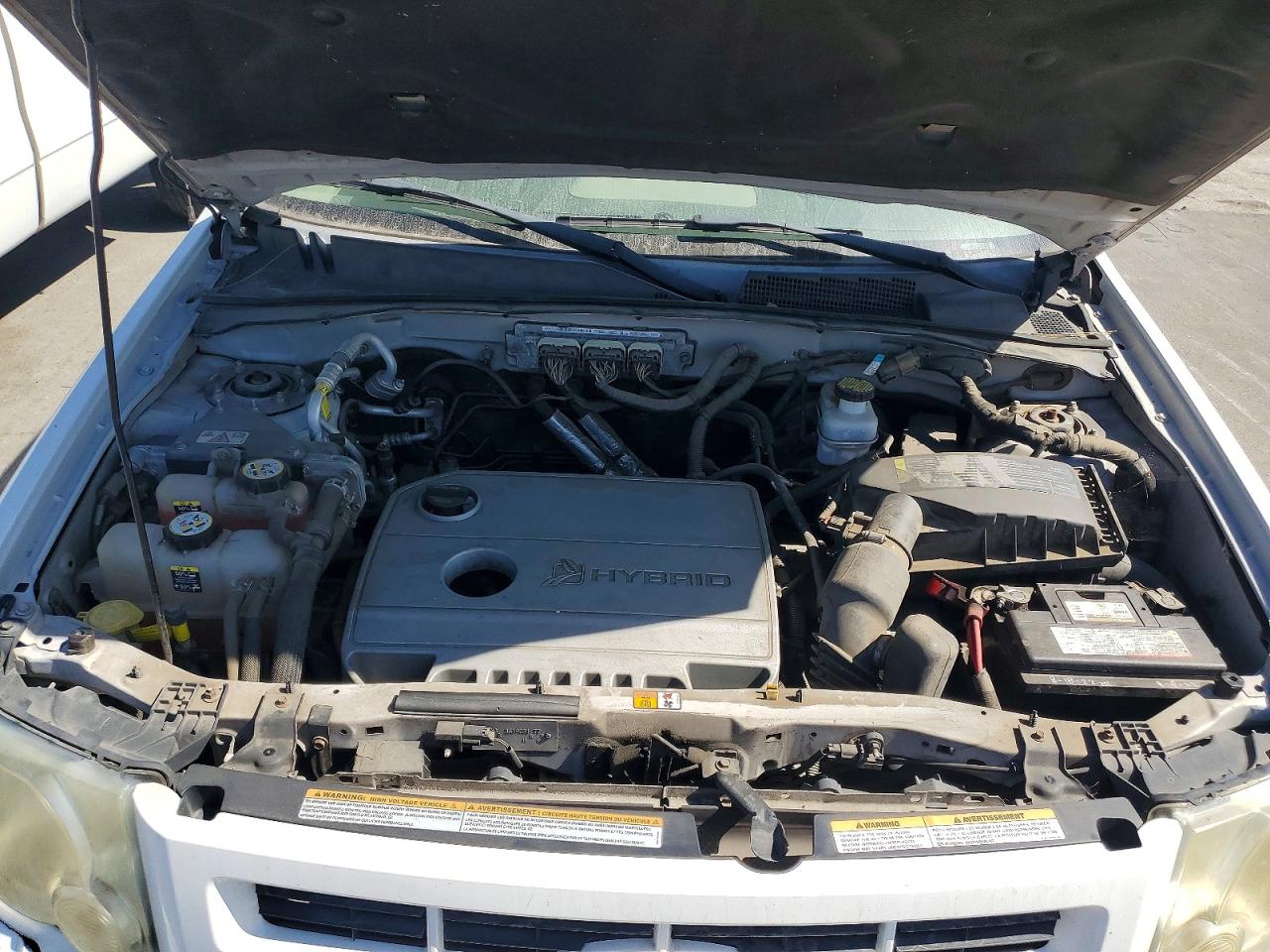 2011 Ford Escape Hybrid Белый vin: 1FMCU5K34BKB48855
