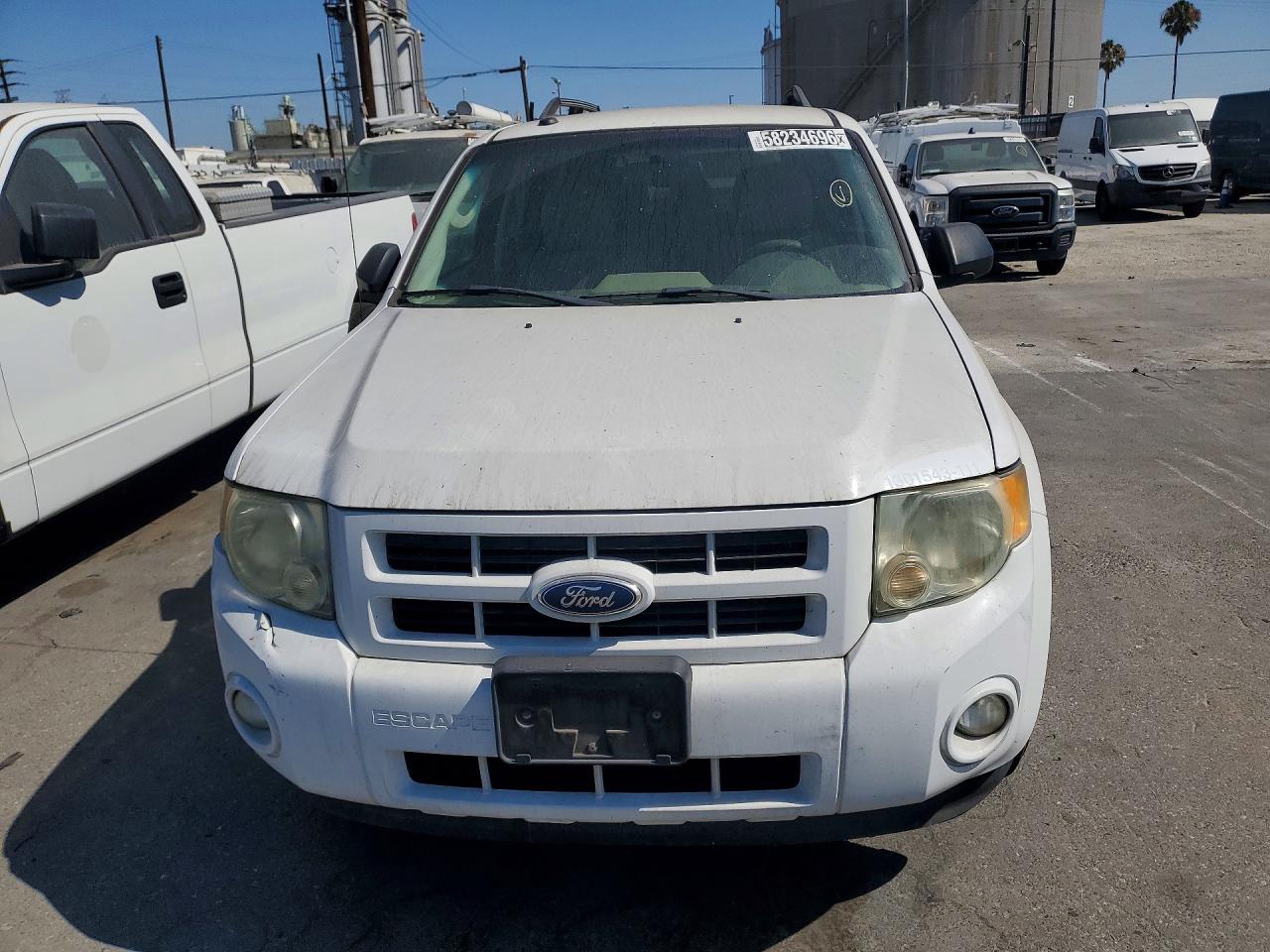 2011 Ford Escape Hybrid Белый vin: 1FMCU5K34BKB48855