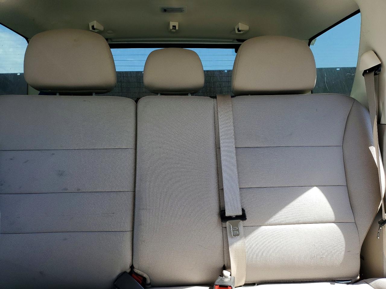 2011 Ford Escape Hybrid Белый vin: 1FMCU5K34BKB48855
